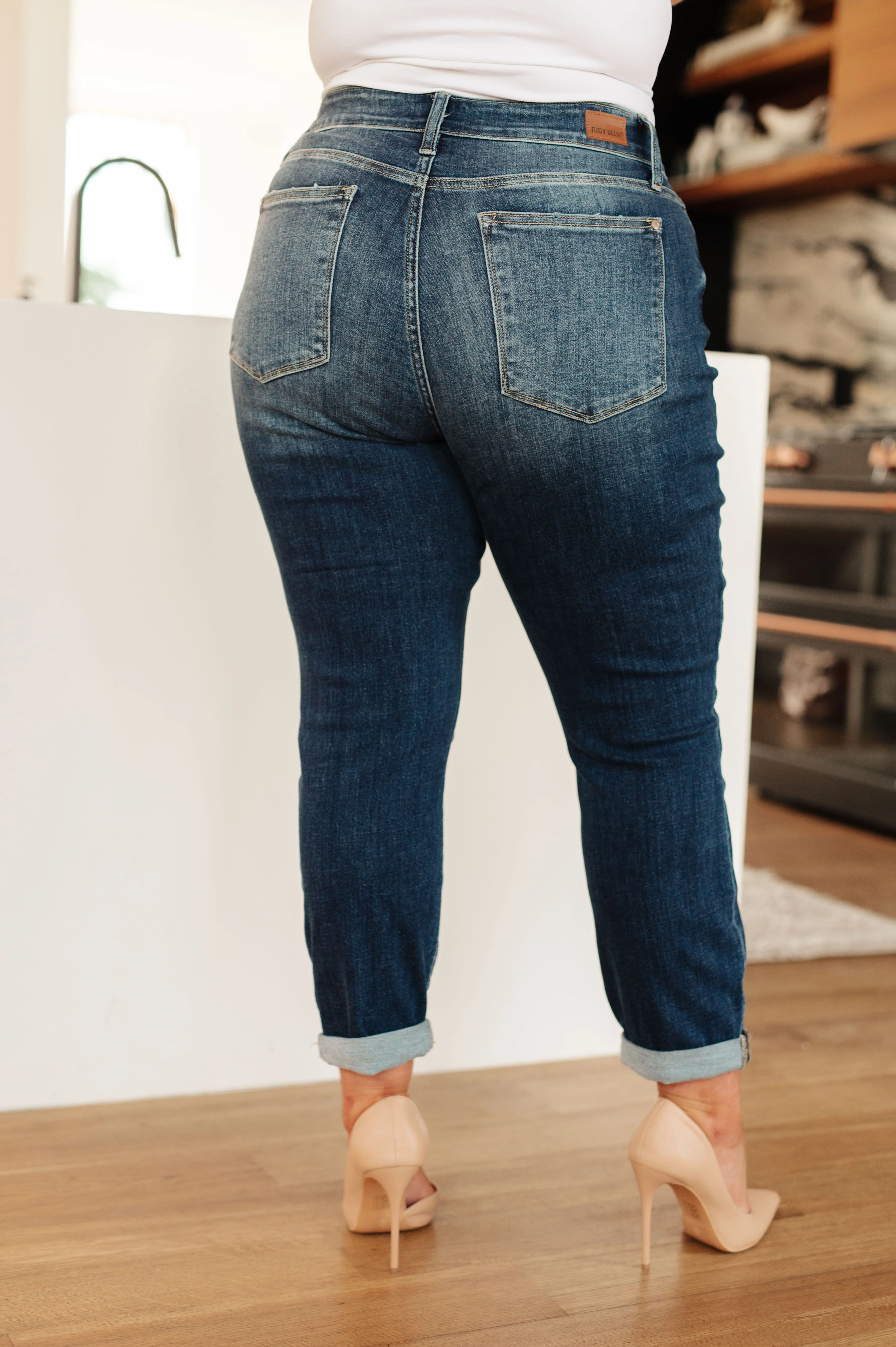 London Midrise Cuffed Boyfriend Jeans - 12/6/2023 - Image 21