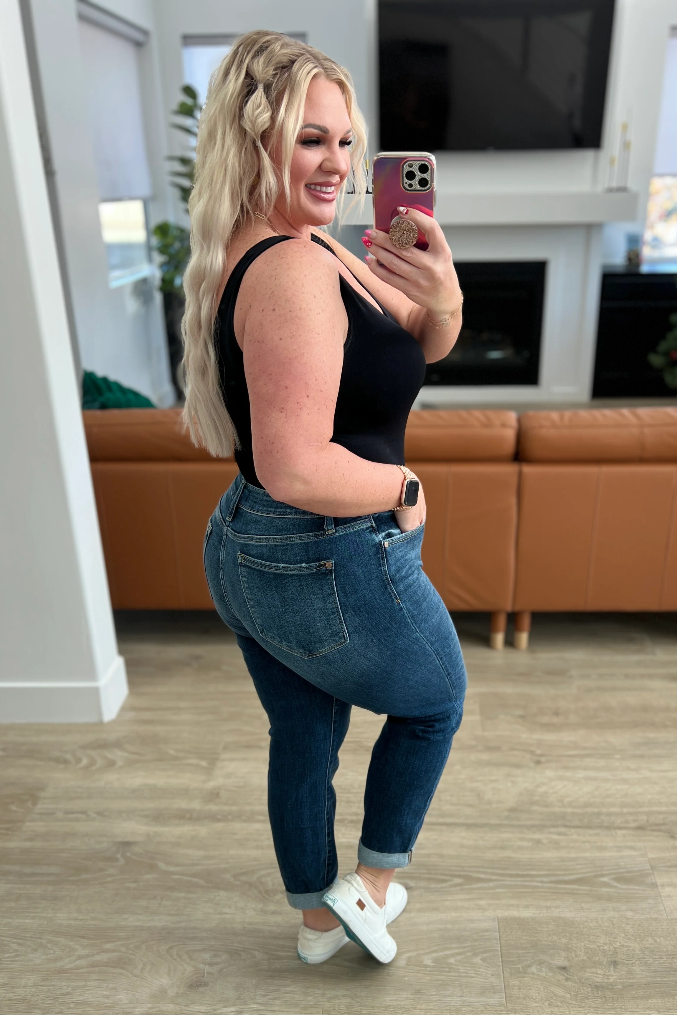 London Midrise Cuffed Boyfriend Jeans - 12/6/2023 - Image 29