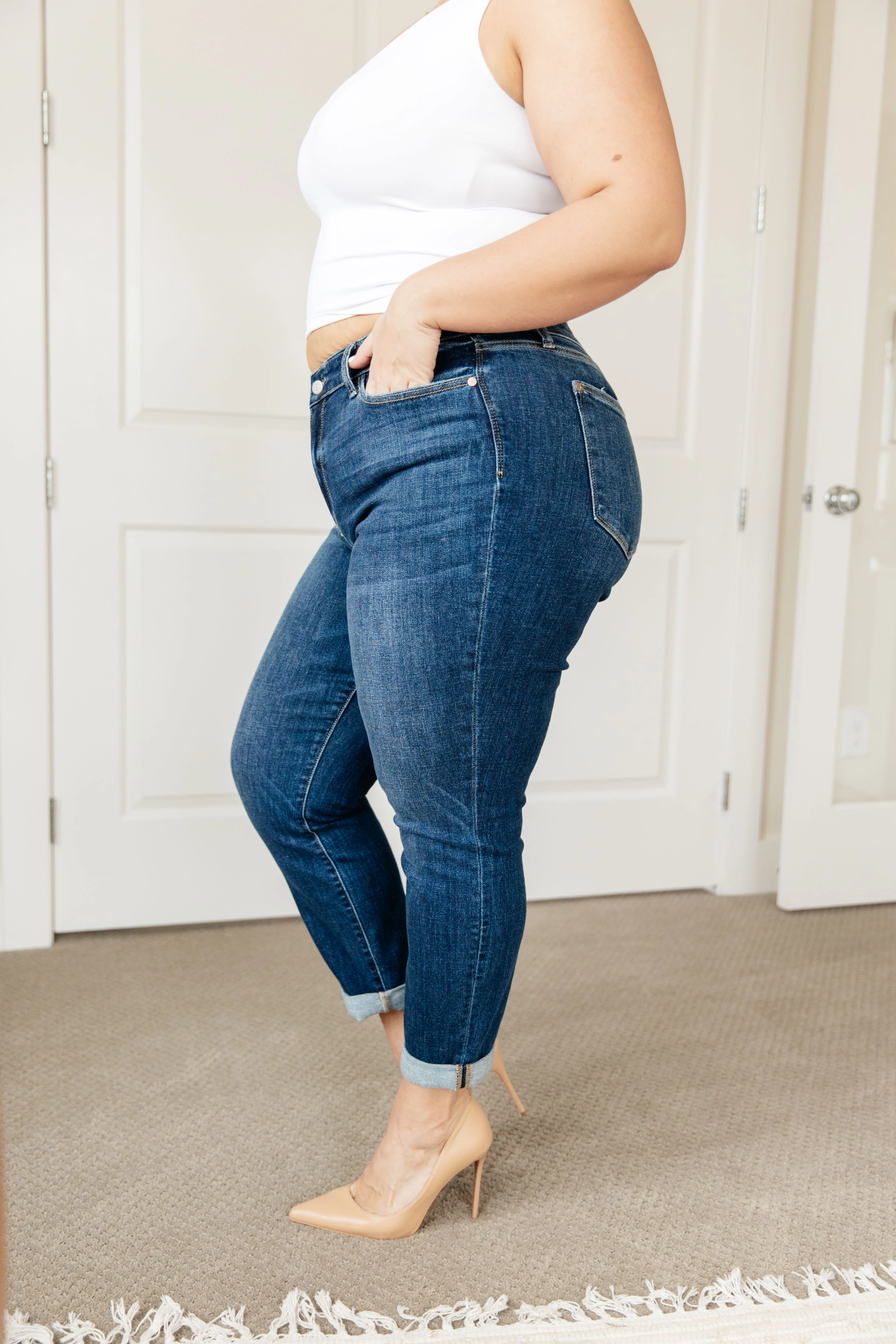 London Midrise Cuffed Boyfriend Jeans - 12/6/2023 - Image 6