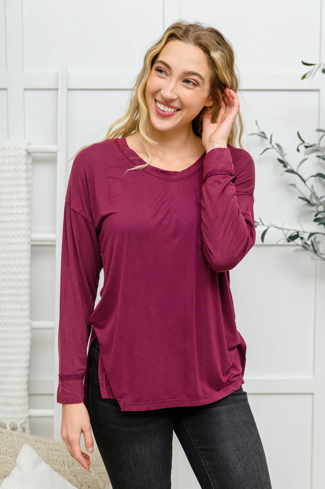 Long Sleeve Knit Top With Pocket In Burgundy - 11/28/2022 - Image 9