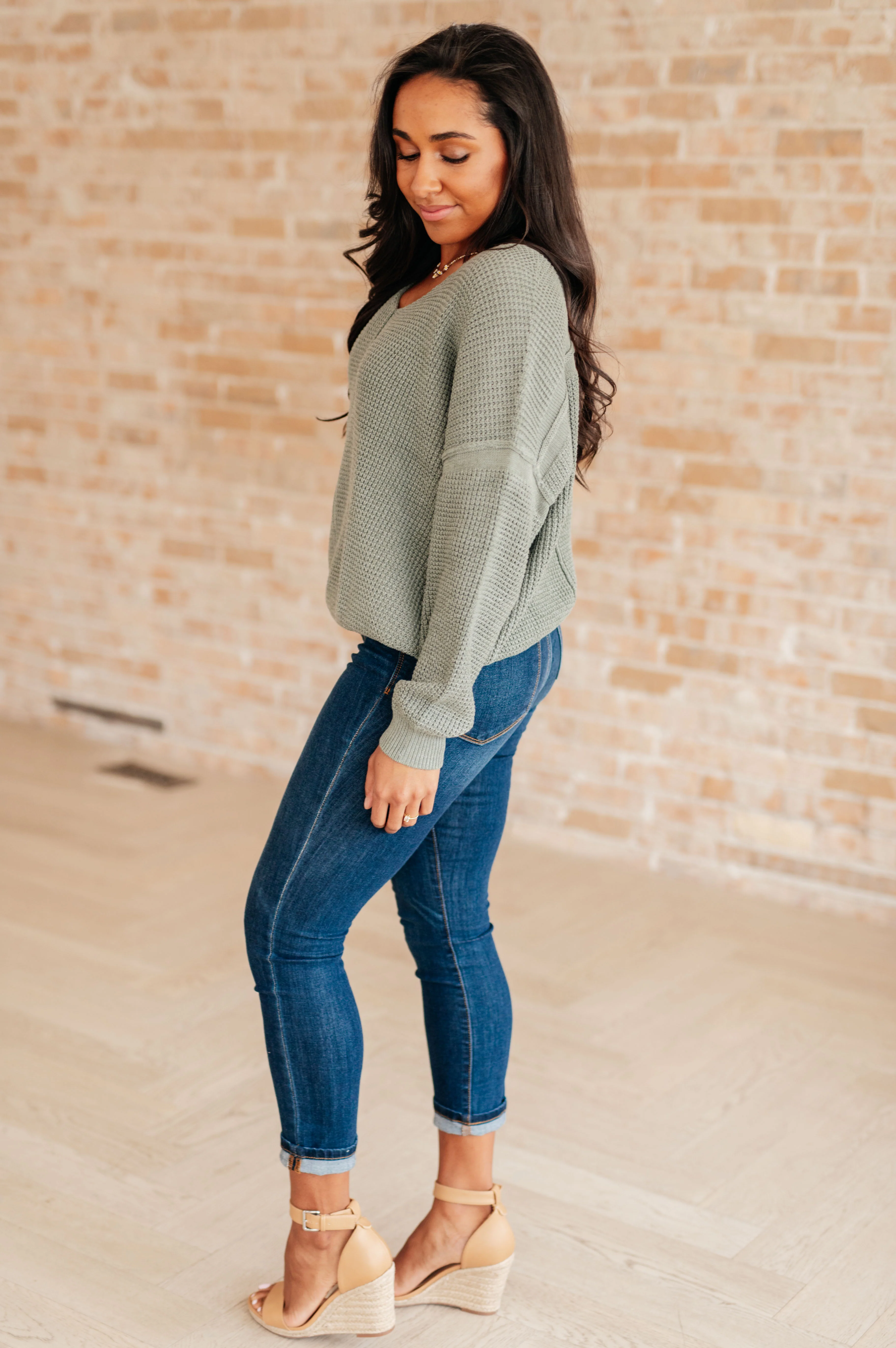 Magi Lune V-Neck Sweater - 1/8/2026 - Image 6