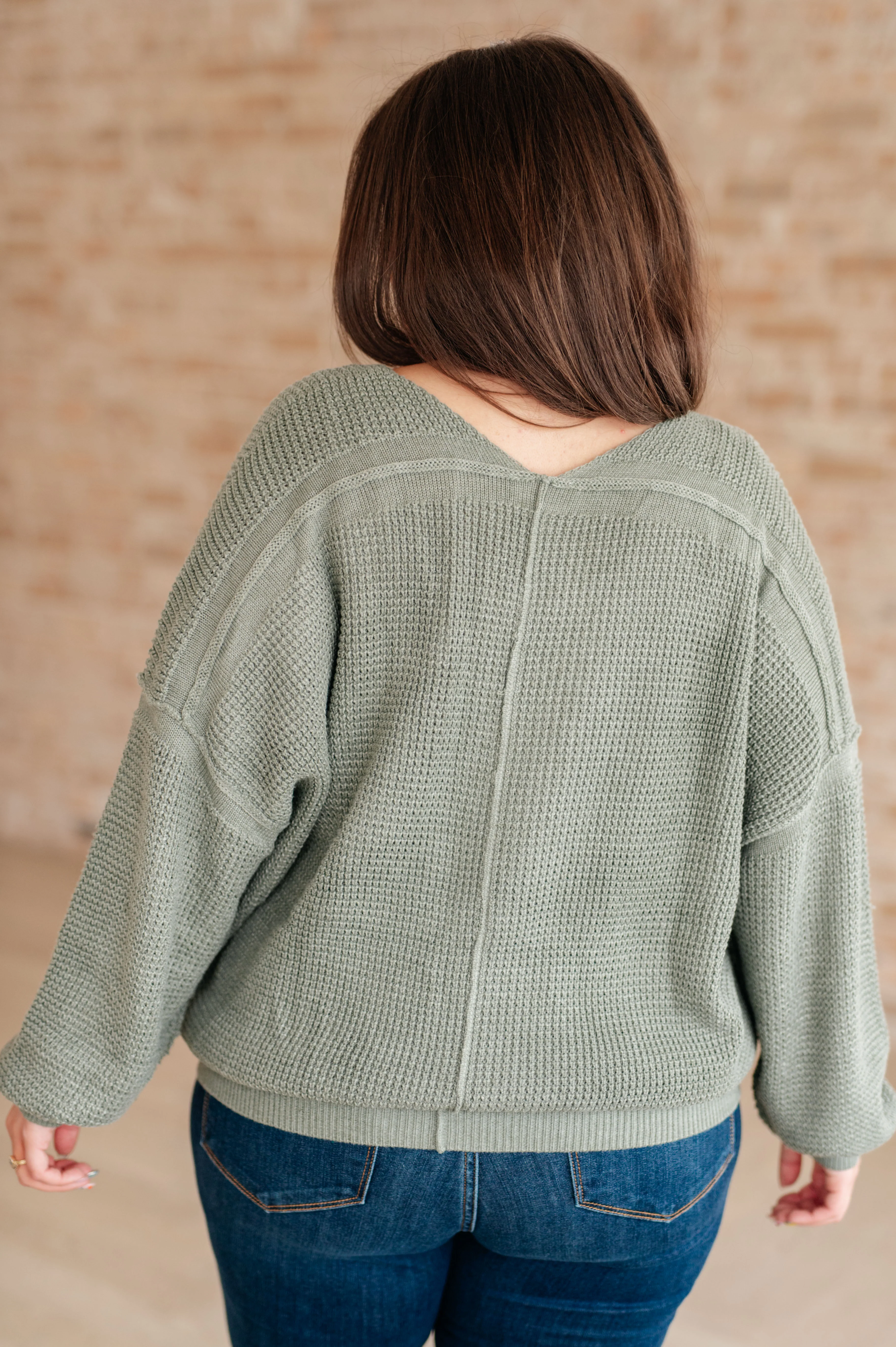 Magi Lune V-Neck Sweater - 1/8/2026 - Image 9