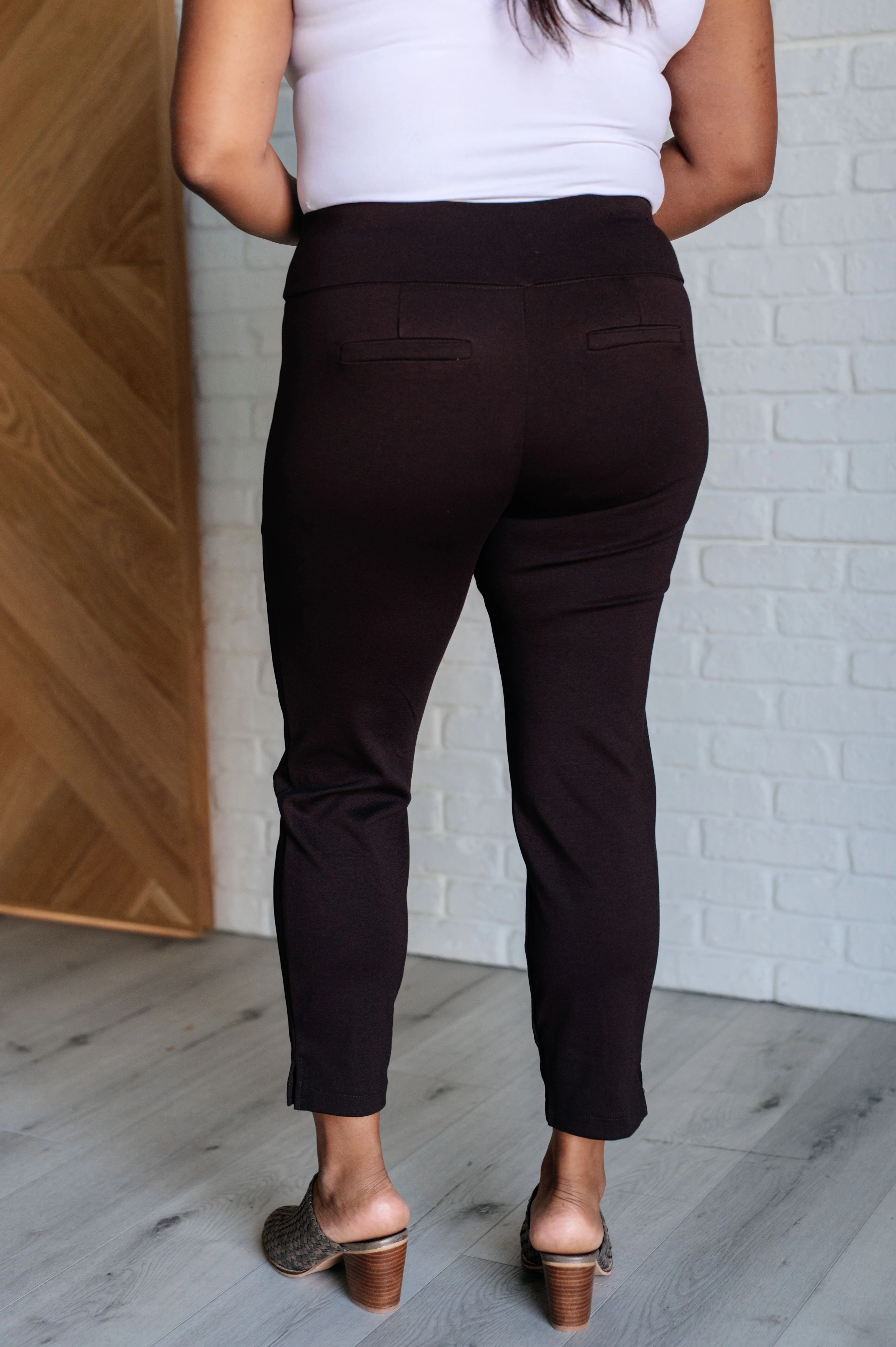 Magic Ankle Crop Skinny Pants in Chocolate - 9/29/2025 - Image 9