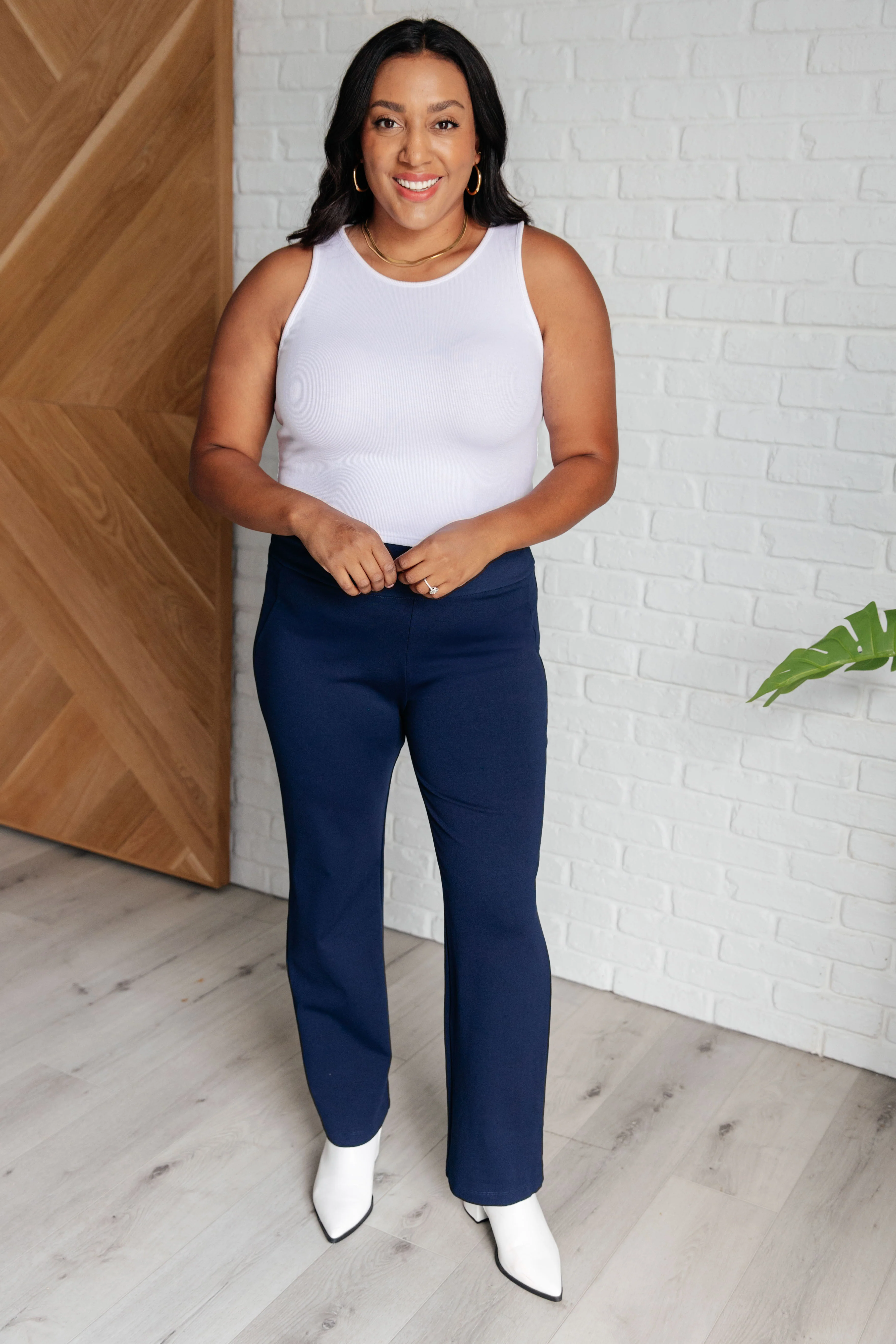 Magic Straight Pants in Navy - 8/29/2024 - Image 4