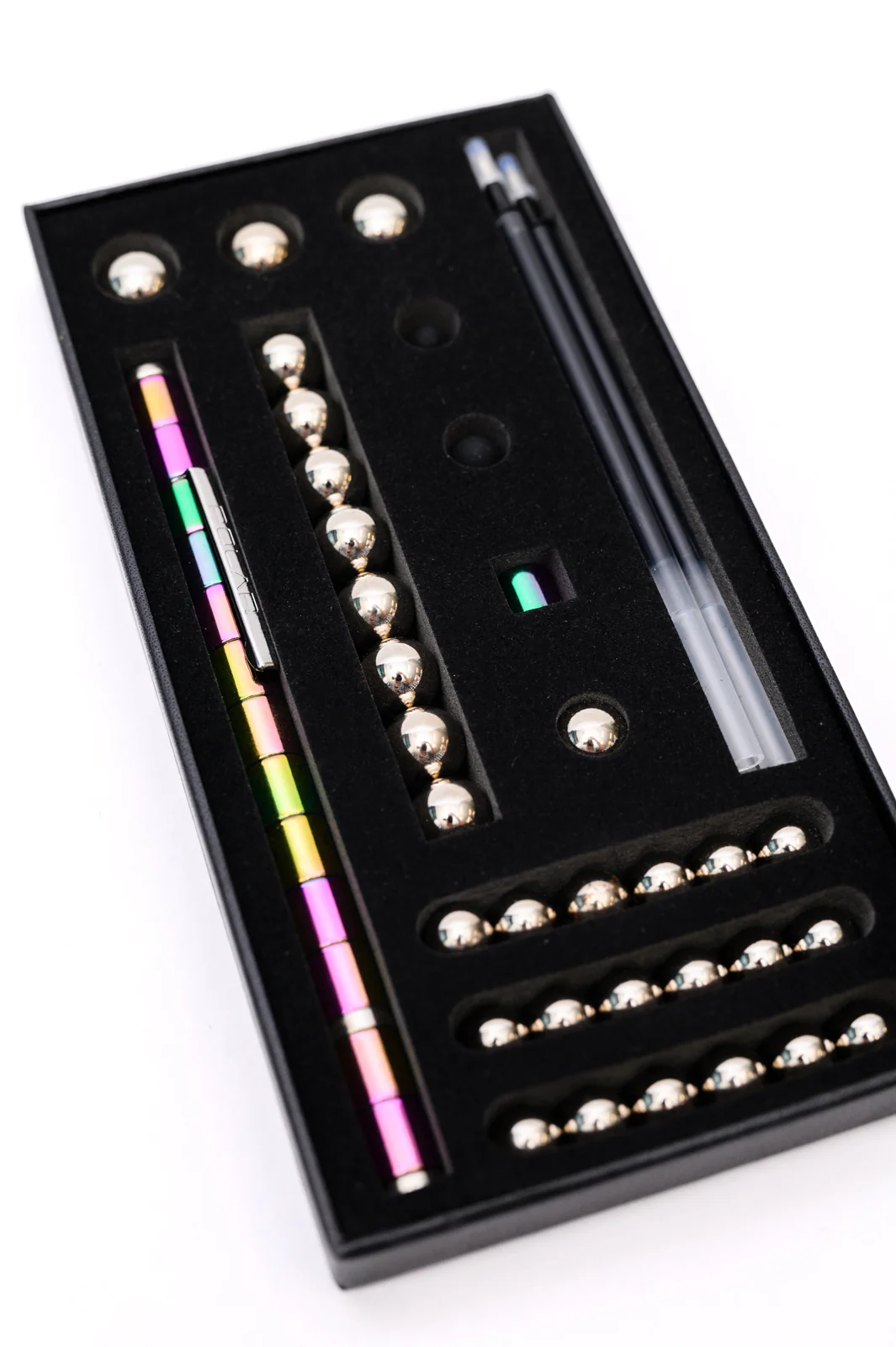 Magnetic Fidget Pen in Rainbow - 11/20/2023 - Image 4