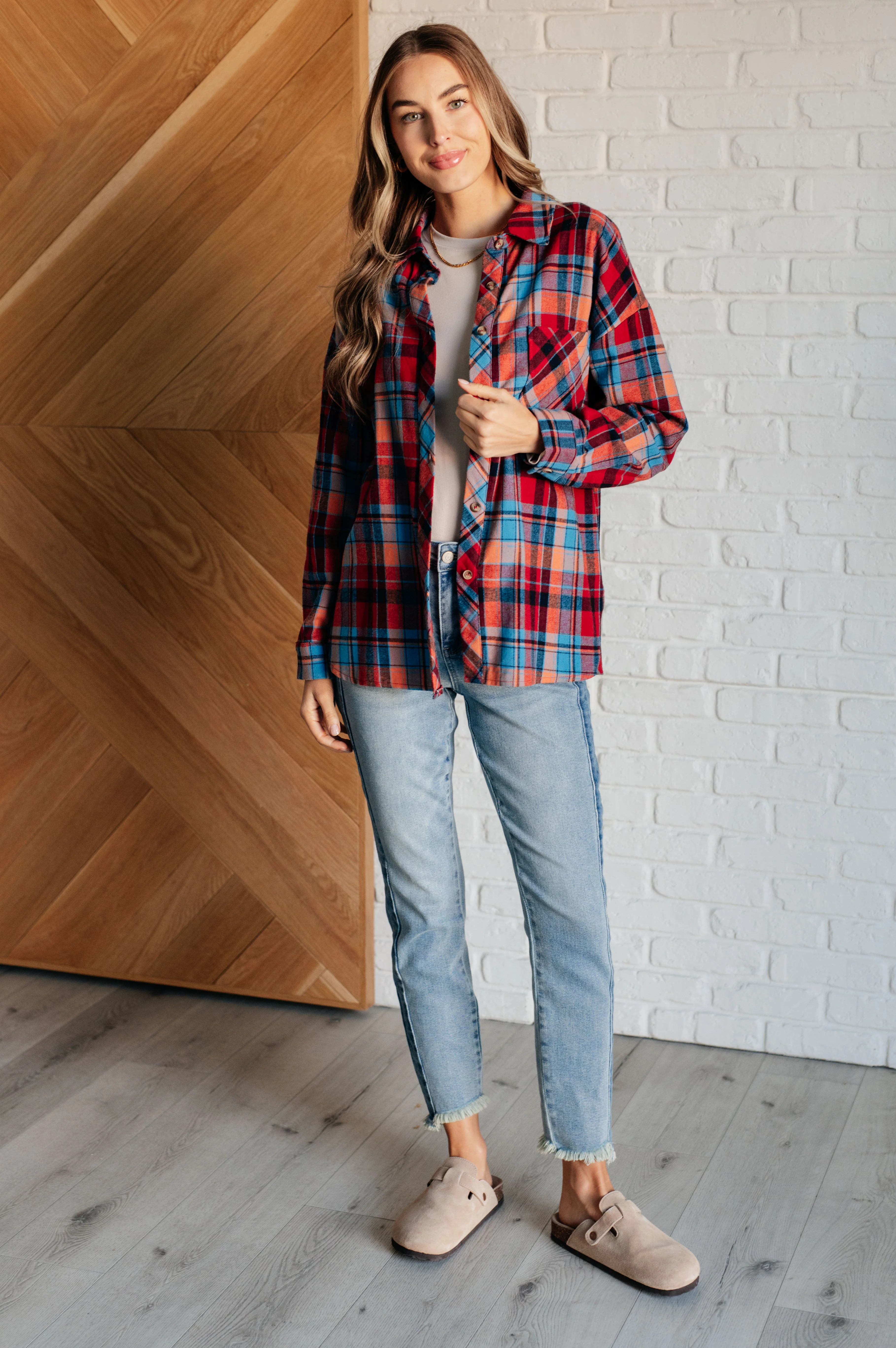 Make it Make Sense Plaid Button Up - 12/29/2025 - Image 3