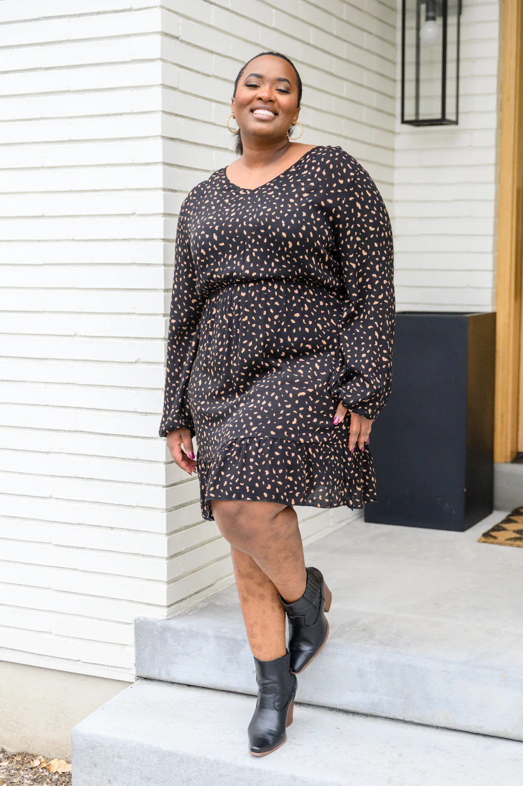 Make Your Happiness Long Sleeve Dress in Black - 12/20/2022 - Image 4