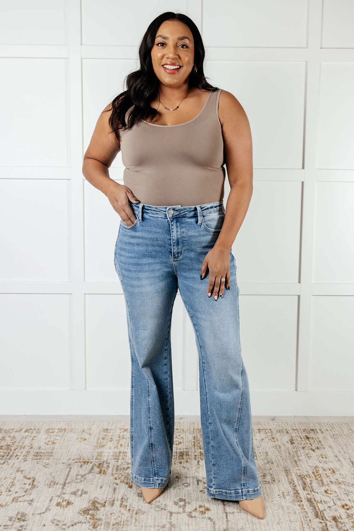 Melia High Rise Side Seam Detail Wide Leg Jeans - 12/4/2024 - Image 4