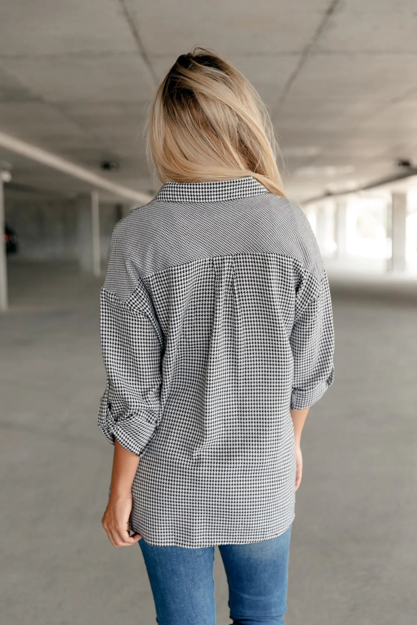 Mixed Houndstooth Button Up Top - 9/14/2021 - Image 21