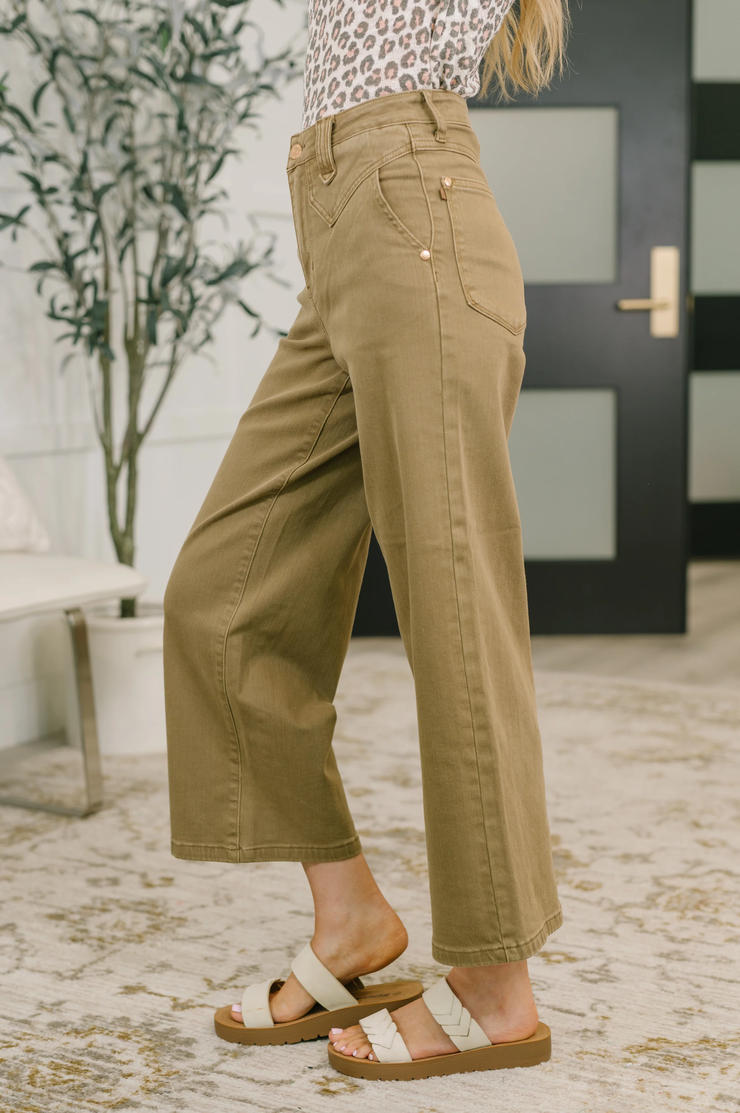Nancy High Waist Wide Leg Ankle Jean with Vintage Front Yoke - 6/3/2026 - Image 4