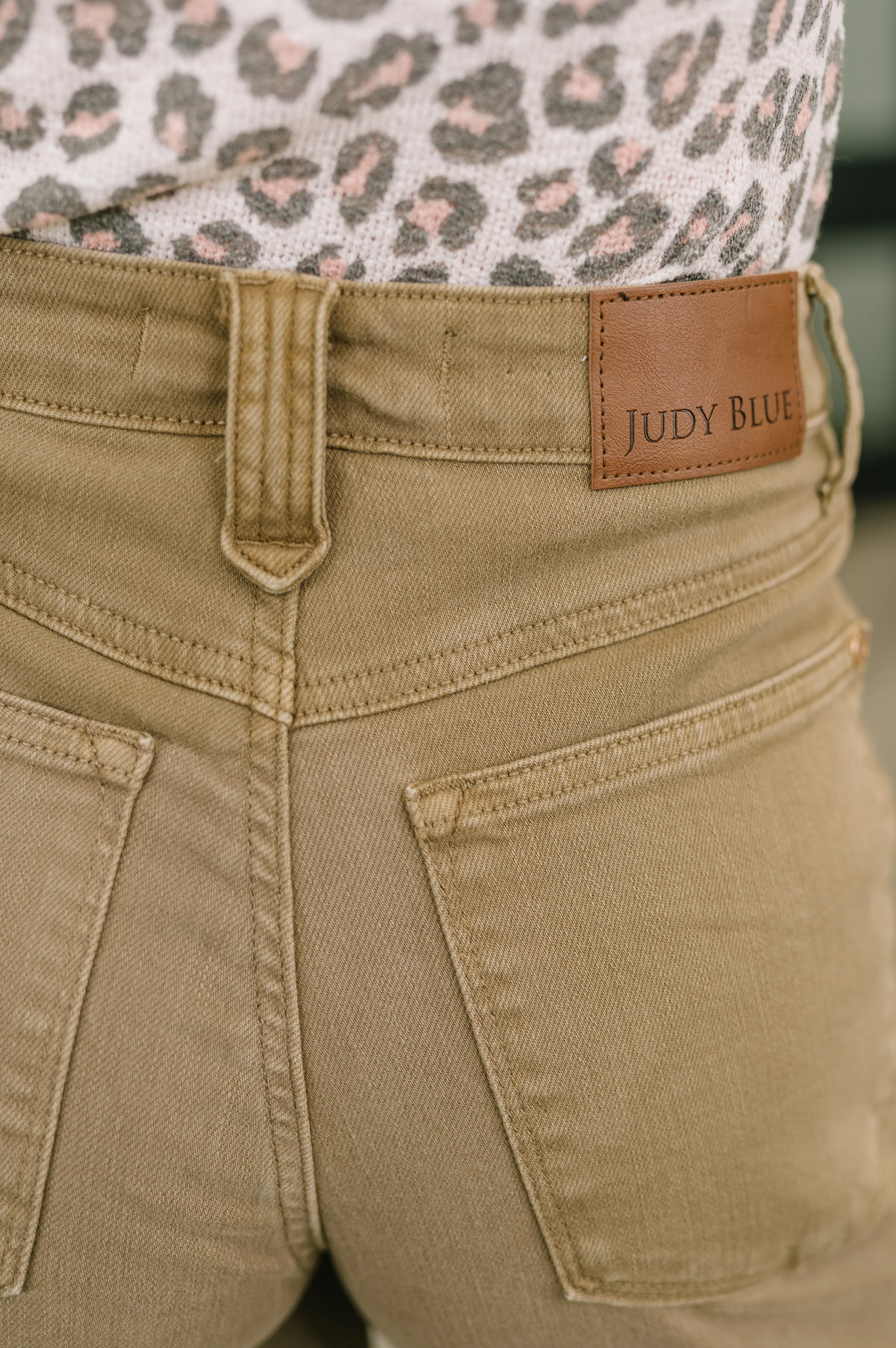 Nancy High Waist Wide Leg Ankle Jean with Vintage Front Yoke - 6/3/2026 - Image 5