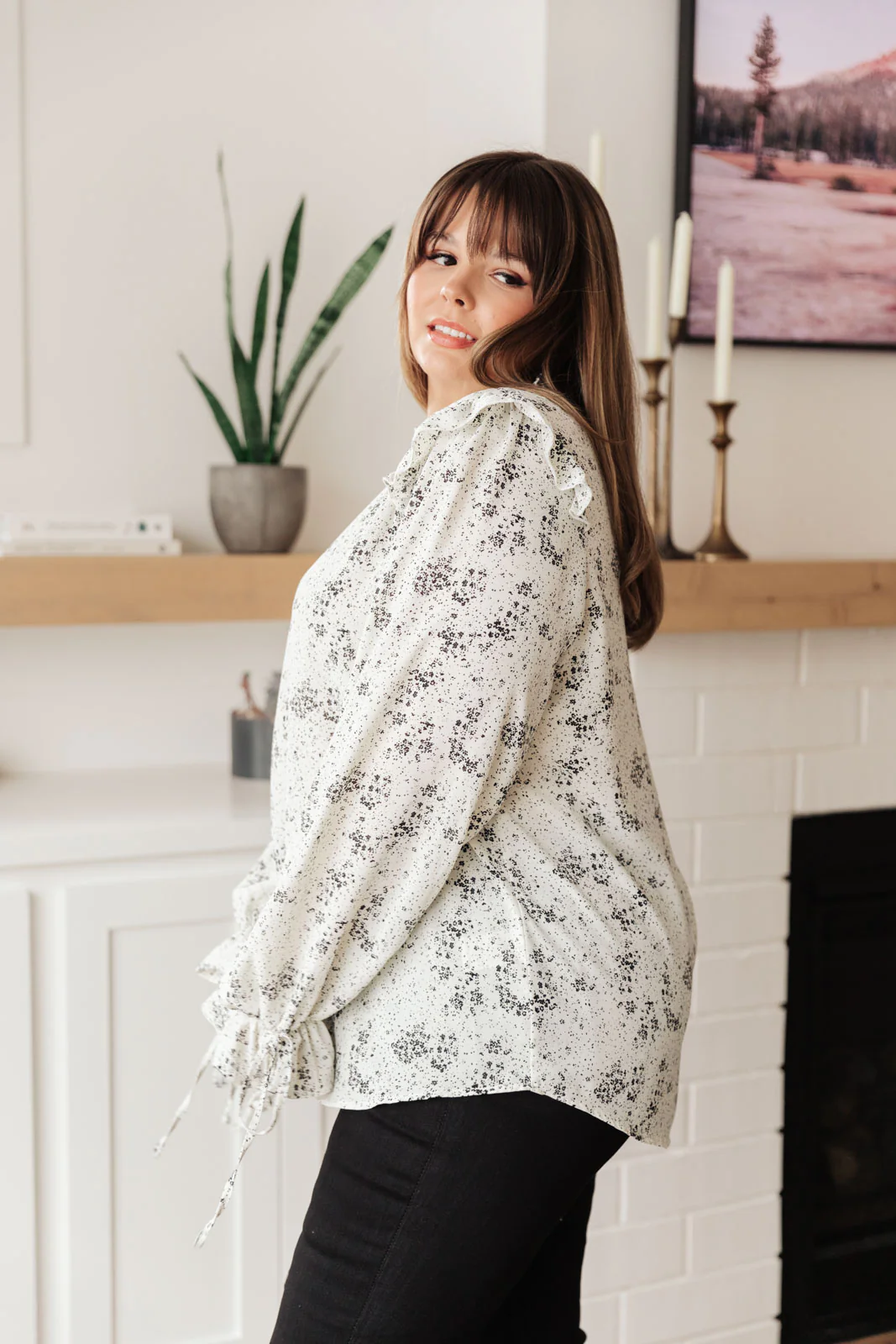 Out and About Blouse - 1/25/2022 - Image 13