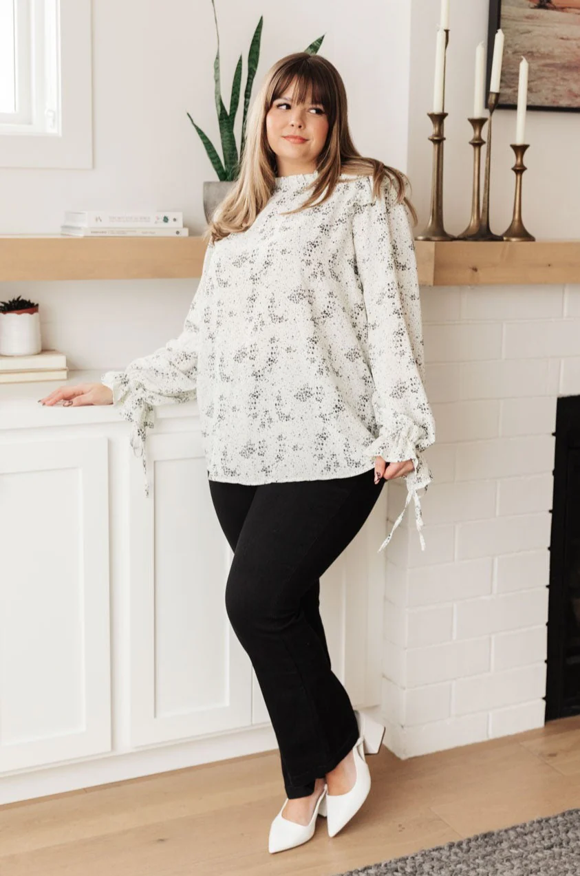 Out and About Blouse - 1/25/2022 - Image 16