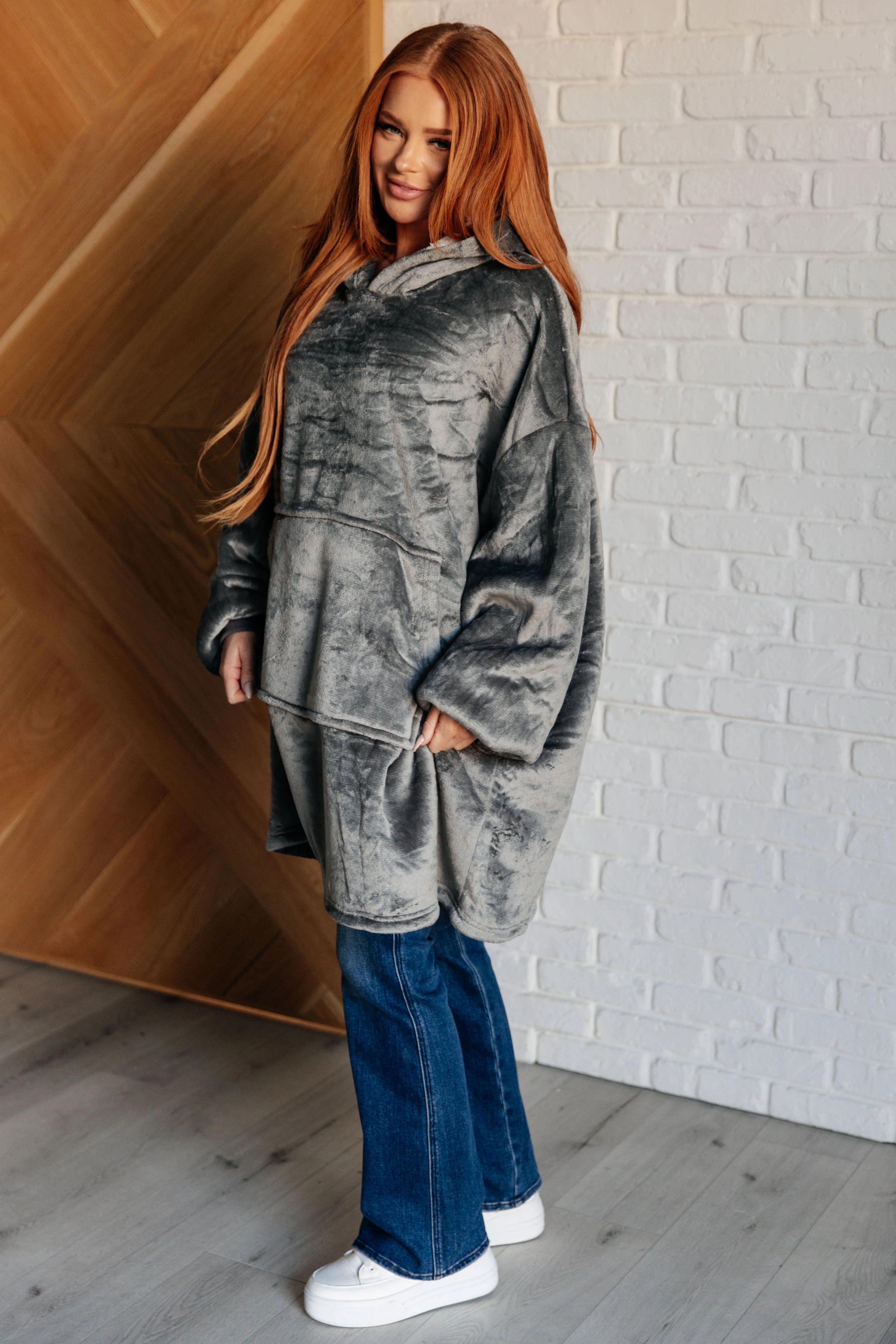 Oversized Velour Blanket Hoodie in Gray - 12/6/2024 - Image 4