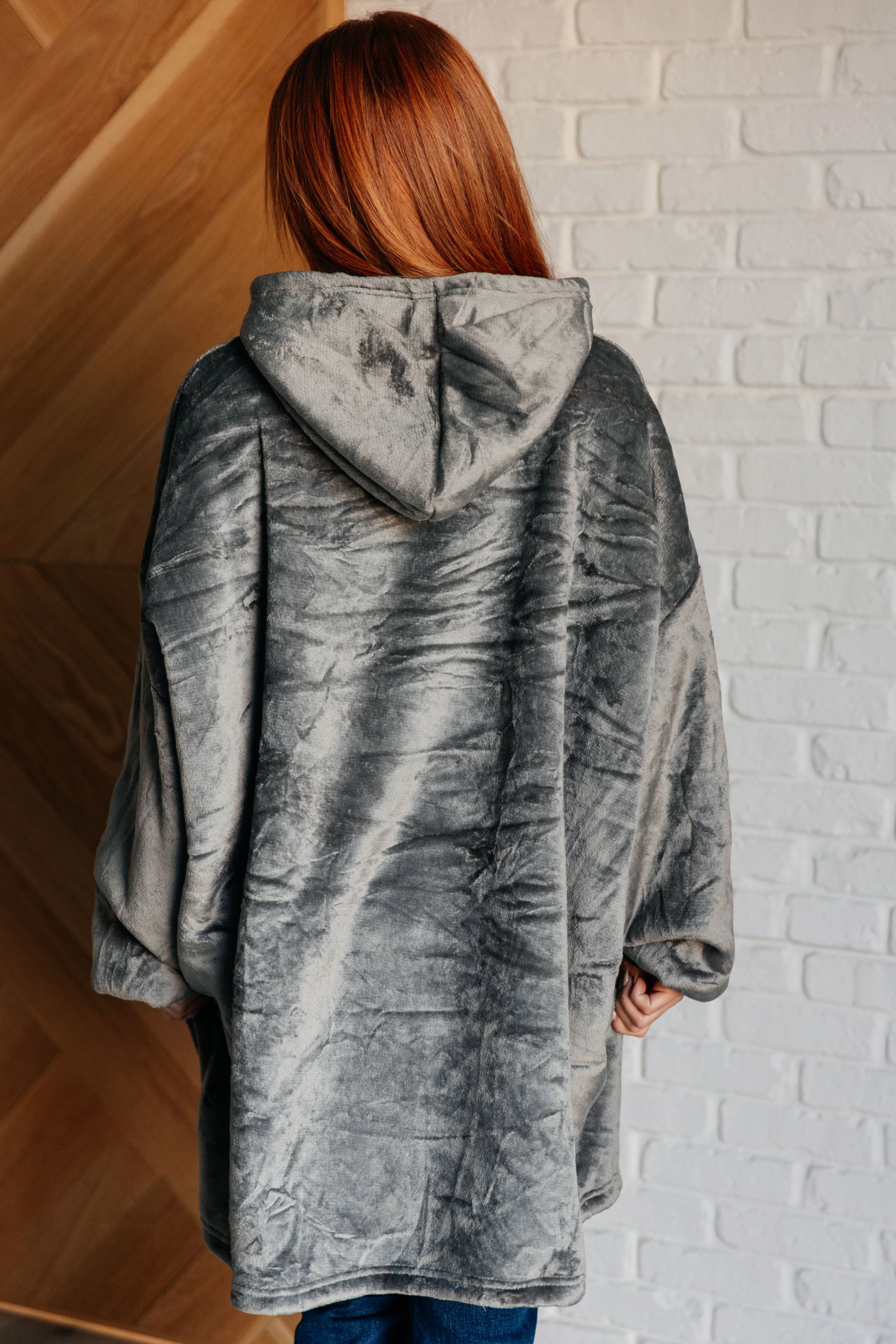 Oversized Velour Blanket Hoodie in Gray - 12/6/2024 - Image 5