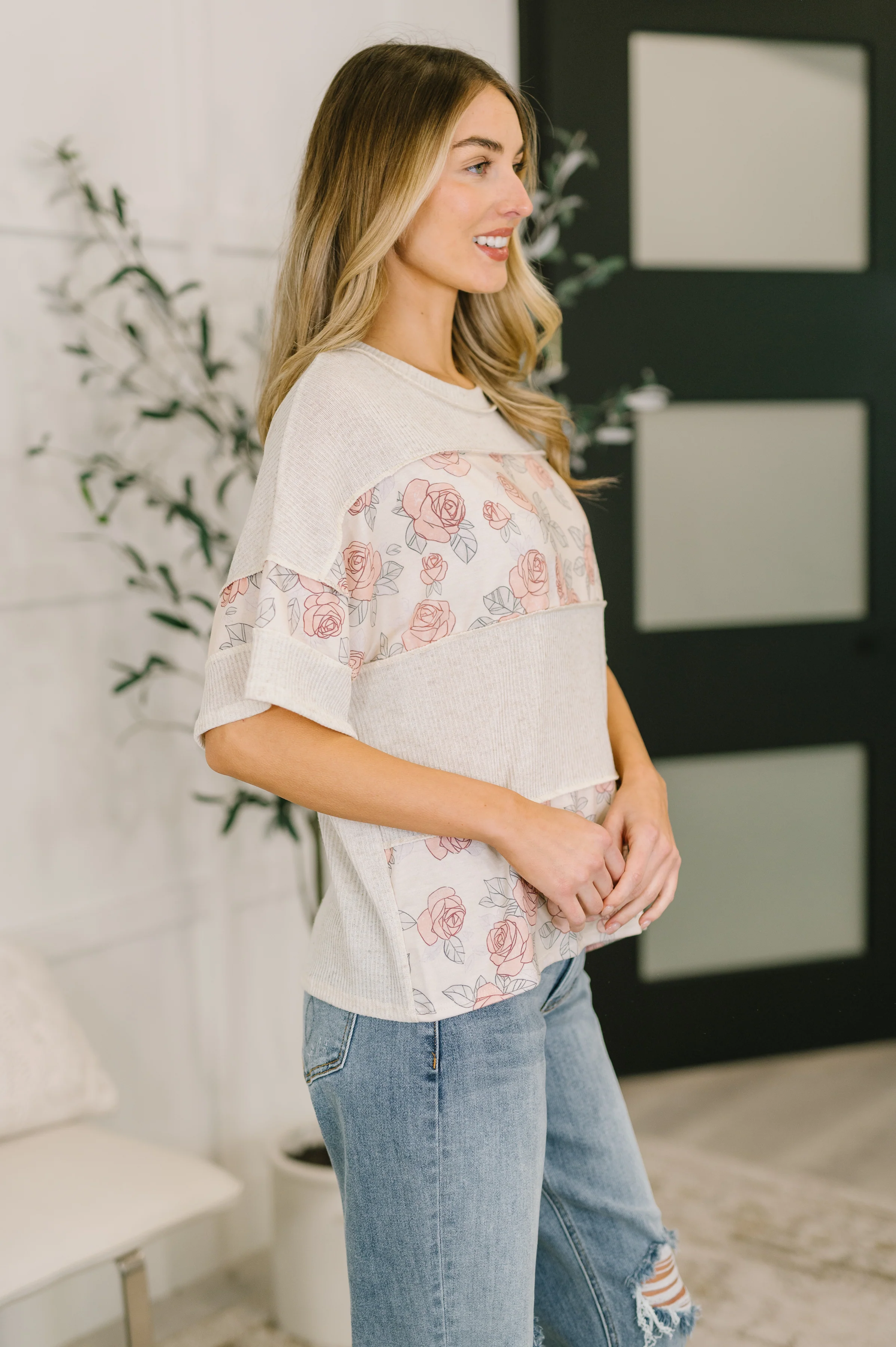 Painting the Roses Color Block Relaxed Top - 3/17/2026 NEW - Image 4