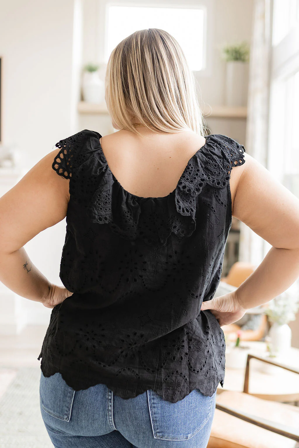 Parisian Stroll Lace Blouse in Black - 7/6/2023 - Image 5