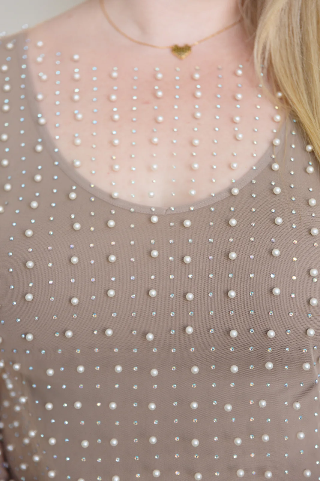 Pearl Diver Layering Top in Beige - 7/20/2023 - Image 21