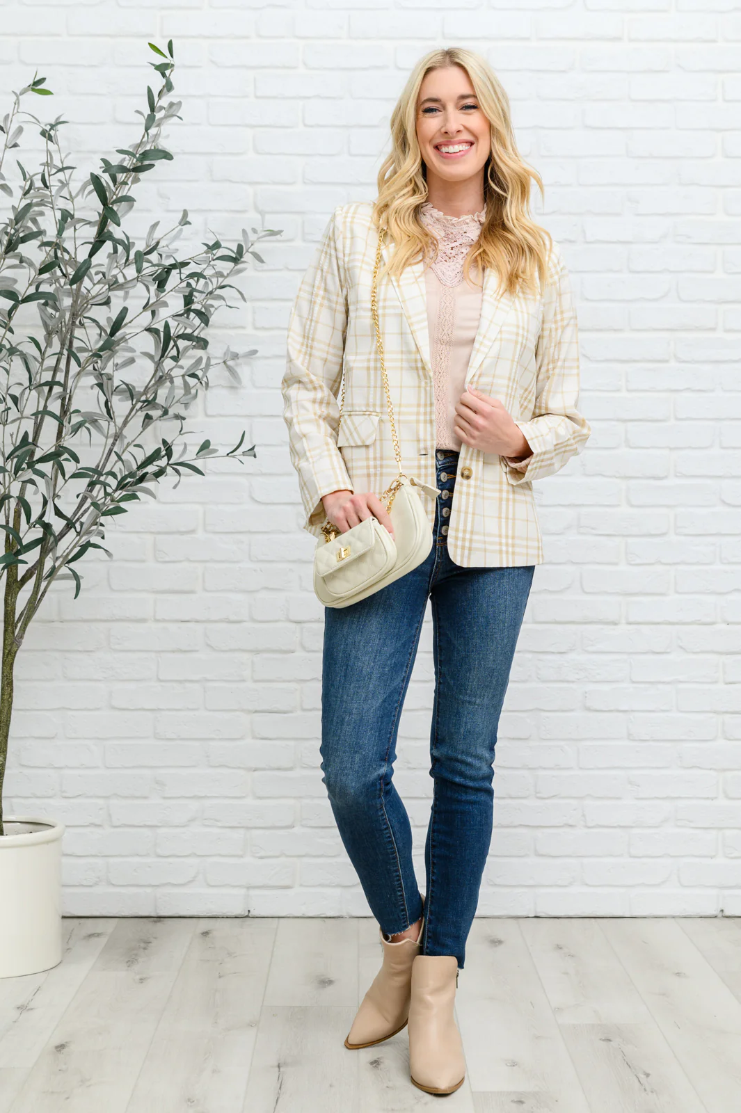 Picture This Top In Blush - 1/6/2022 - Image 3