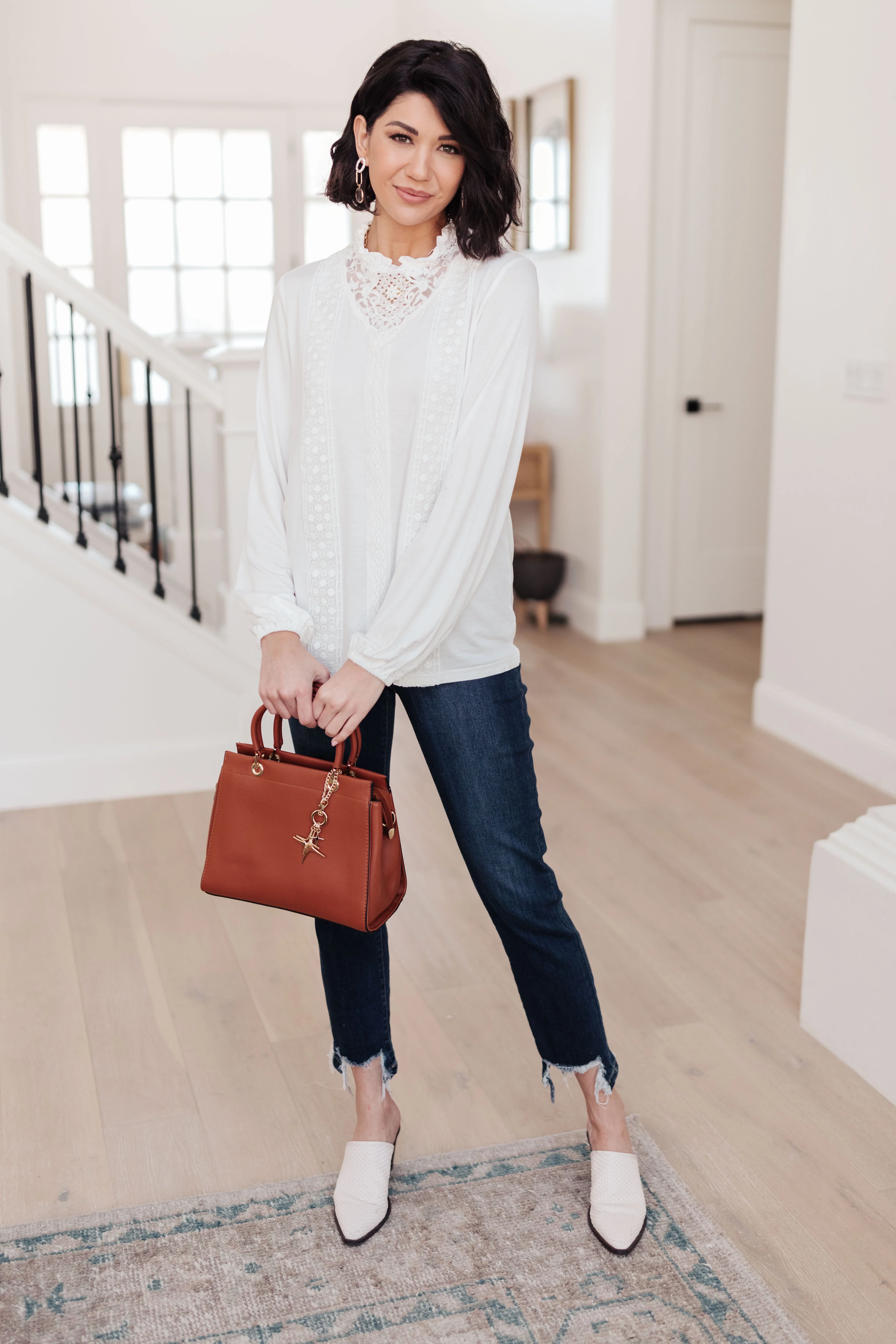 Picture This Top In Off White - 1/6/2022 - Image 19
