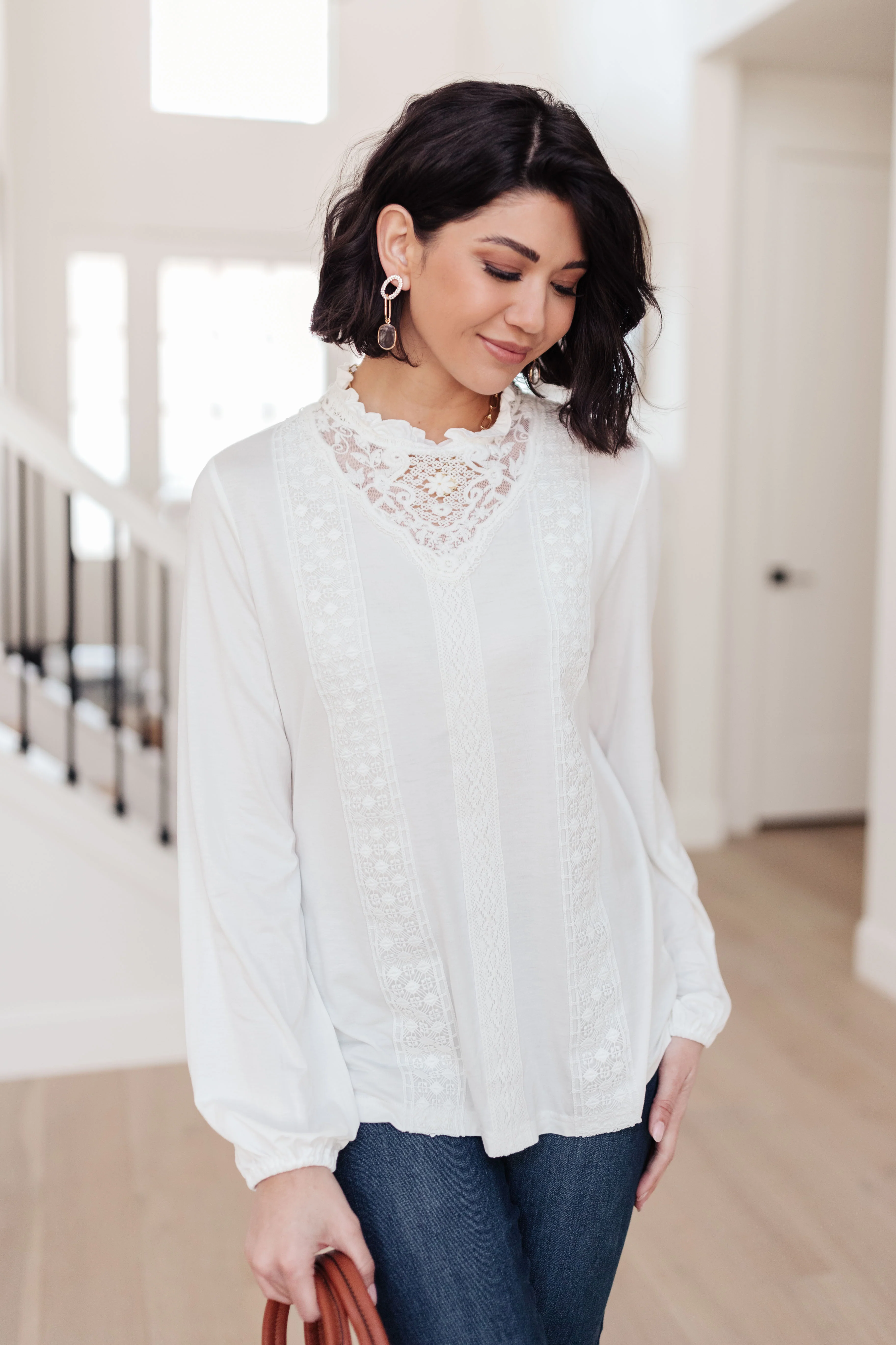 Picture This Top In Off White - 1/6/2022 - Image 27