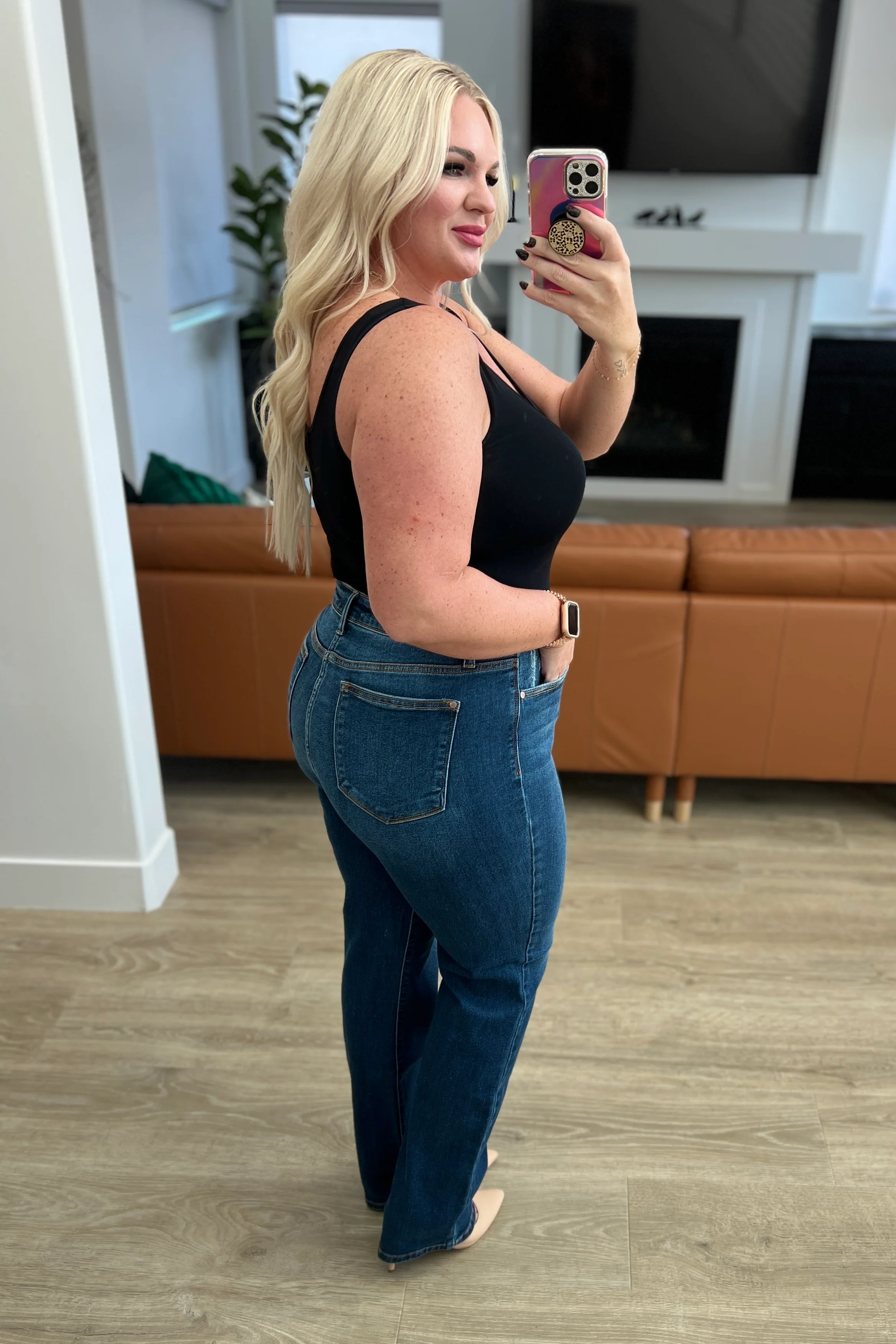 Pippa High Rise Button Fly Dad Jeans - 10/11/2023 - Image 15