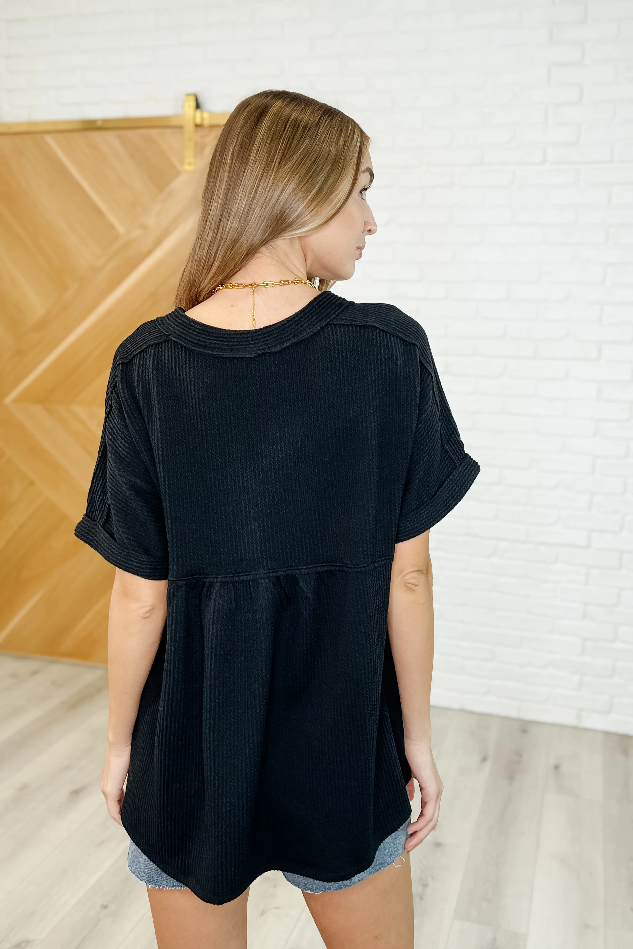 Plain and Sassy V-Neck Tee in Black - 4/1/2025 - Image 4