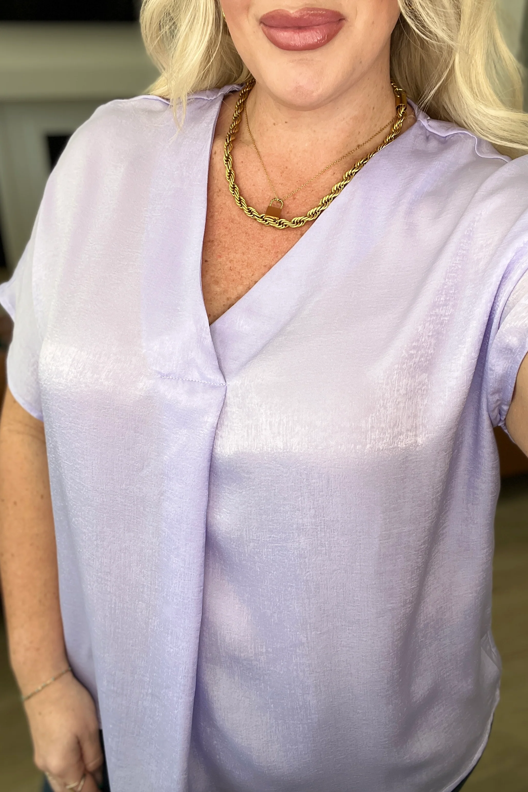 Pleat Front V-Neck Top in Lavender - 3/6/2024 - Image 4