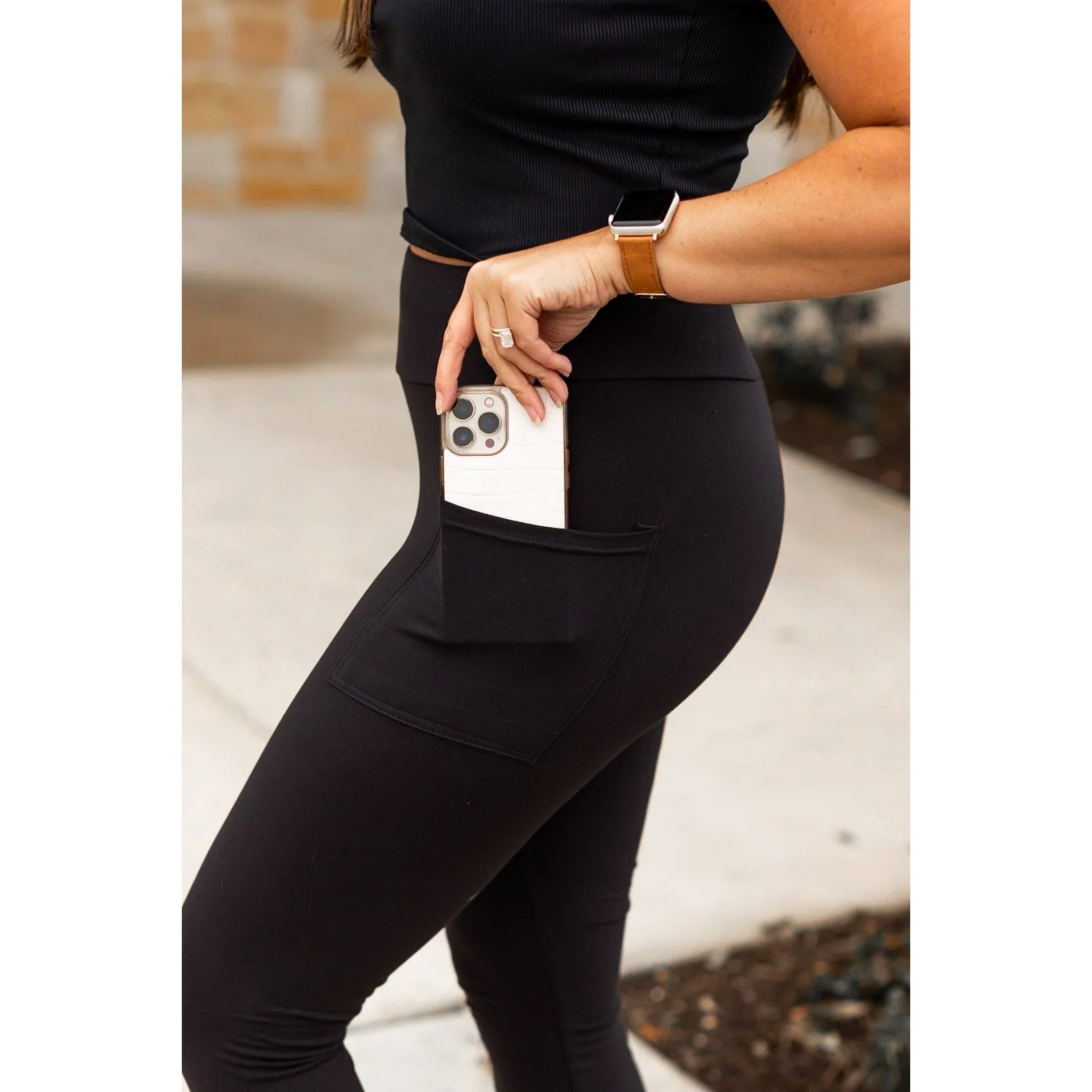 Capri Leggings with Pockets in Nine Colors - RTS - Image 12