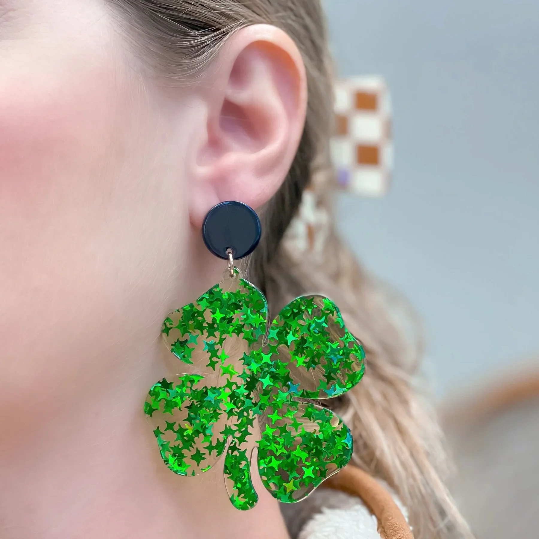PREORDER: Clear Resin Confetti Clover Dangle Earrings - Image 2