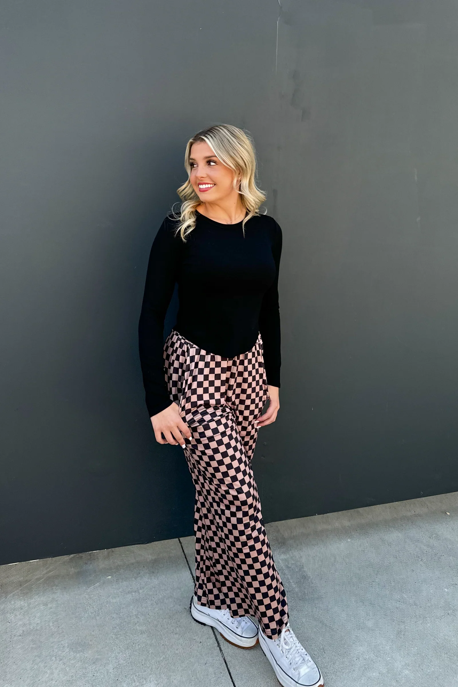 PREORDER: Elena Curve Hem Ribbed Top - Image 3