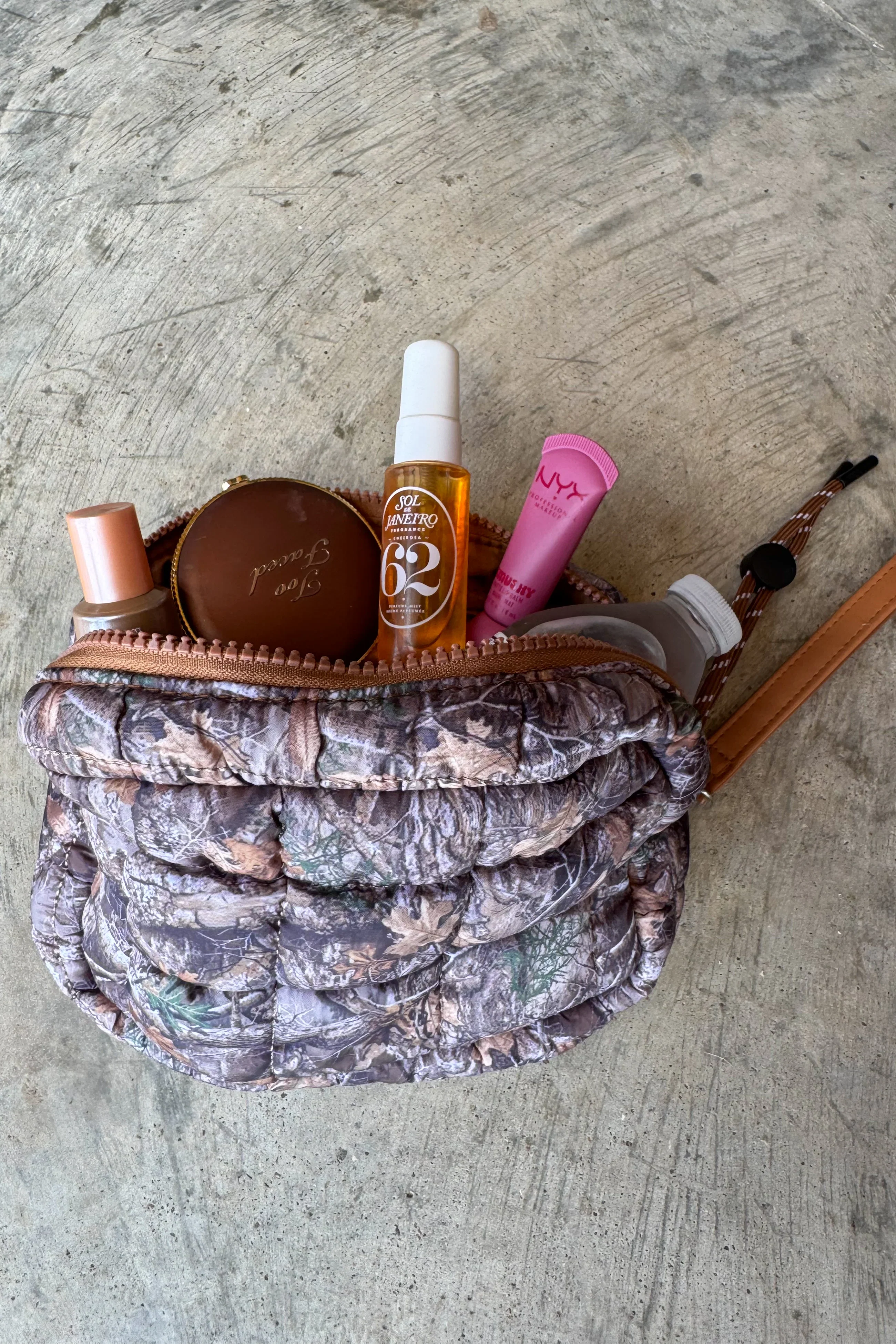 PREORDER: Mini Puff Clutch Bag - Image 4