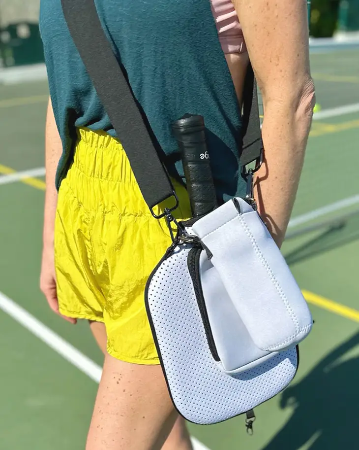 Pickleball Paddle Cover with Strap in Solid Colors - RTS - Image 10