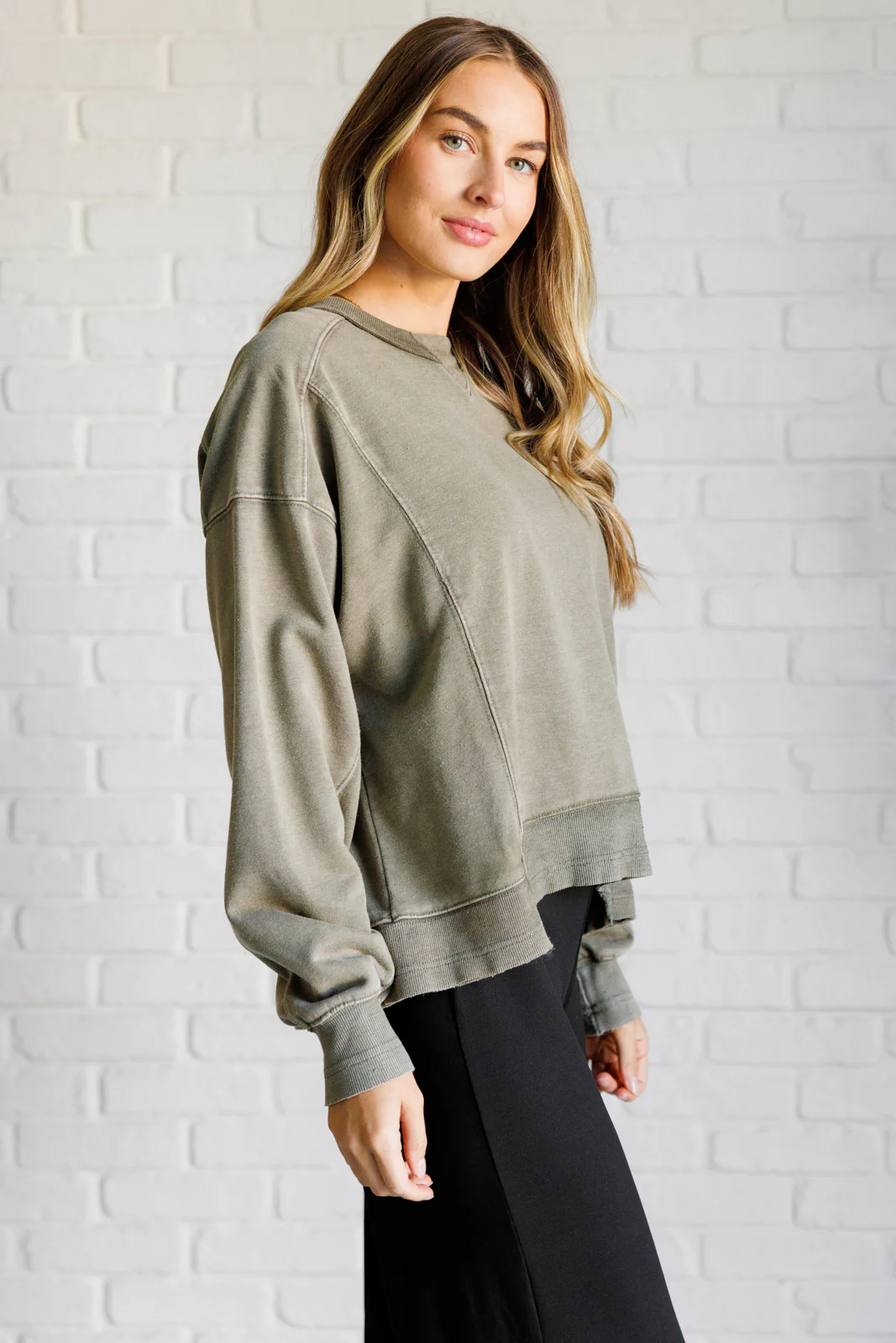 Quick Fix Mineral Wash Crew Neck Pullover in Army Green - 9/19/2024 - Image 8