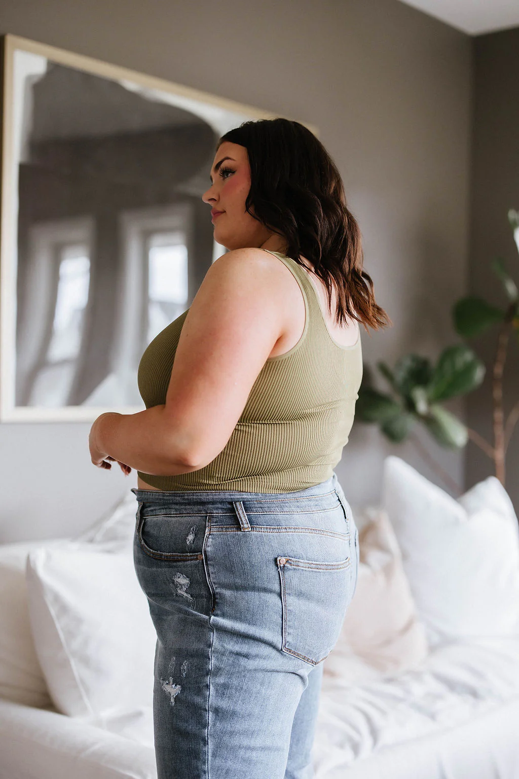 Relevant Ribbed Seamless Reversible Tank in Moss - 5/23/2023 - Image 4