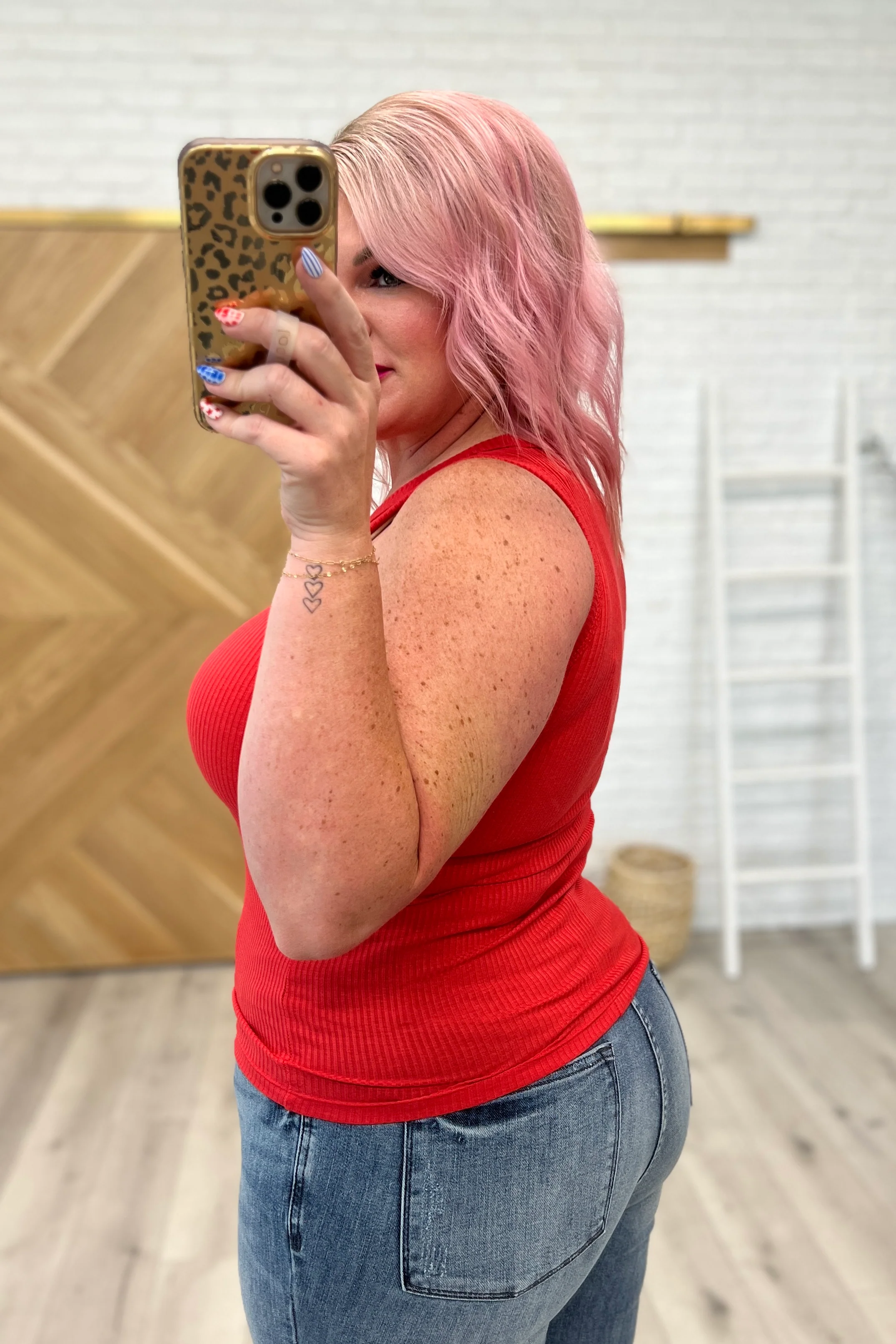Ribbed Scoop Tank Top in Light Red - 8/2/2023 - Image 3