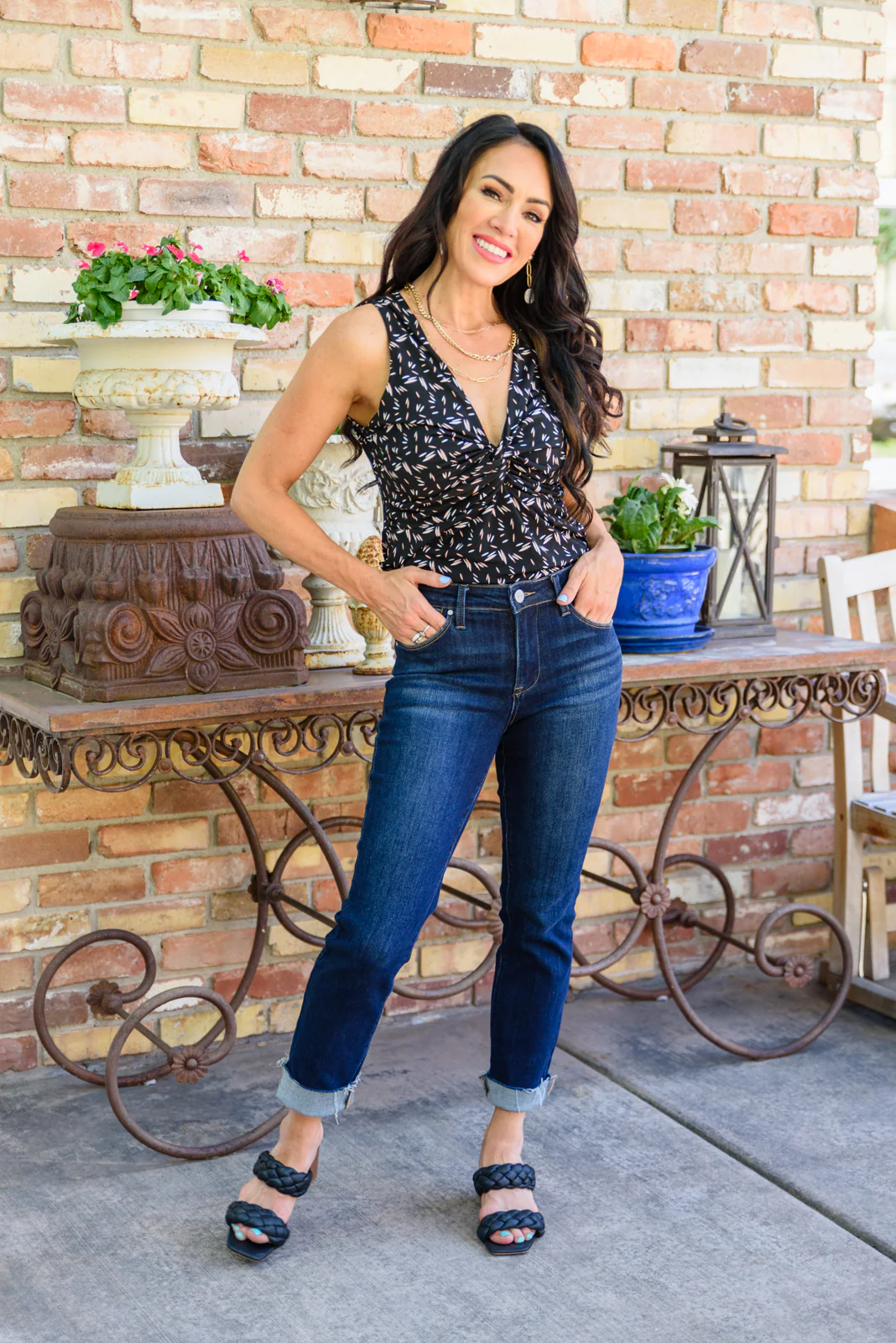 Role Model Sleeveless Blouse - 8/18/2022 - Image 6