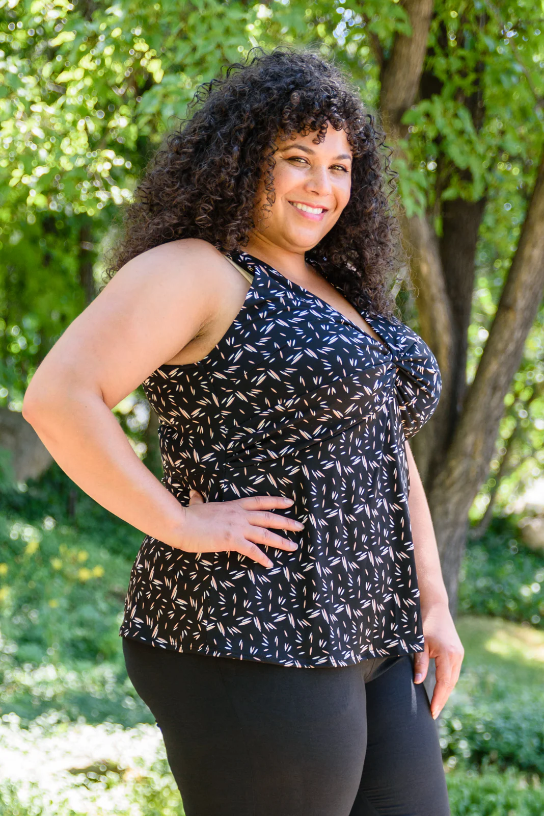 Role Model Sleeveless Blouse - 8/18/2022 - Image 7