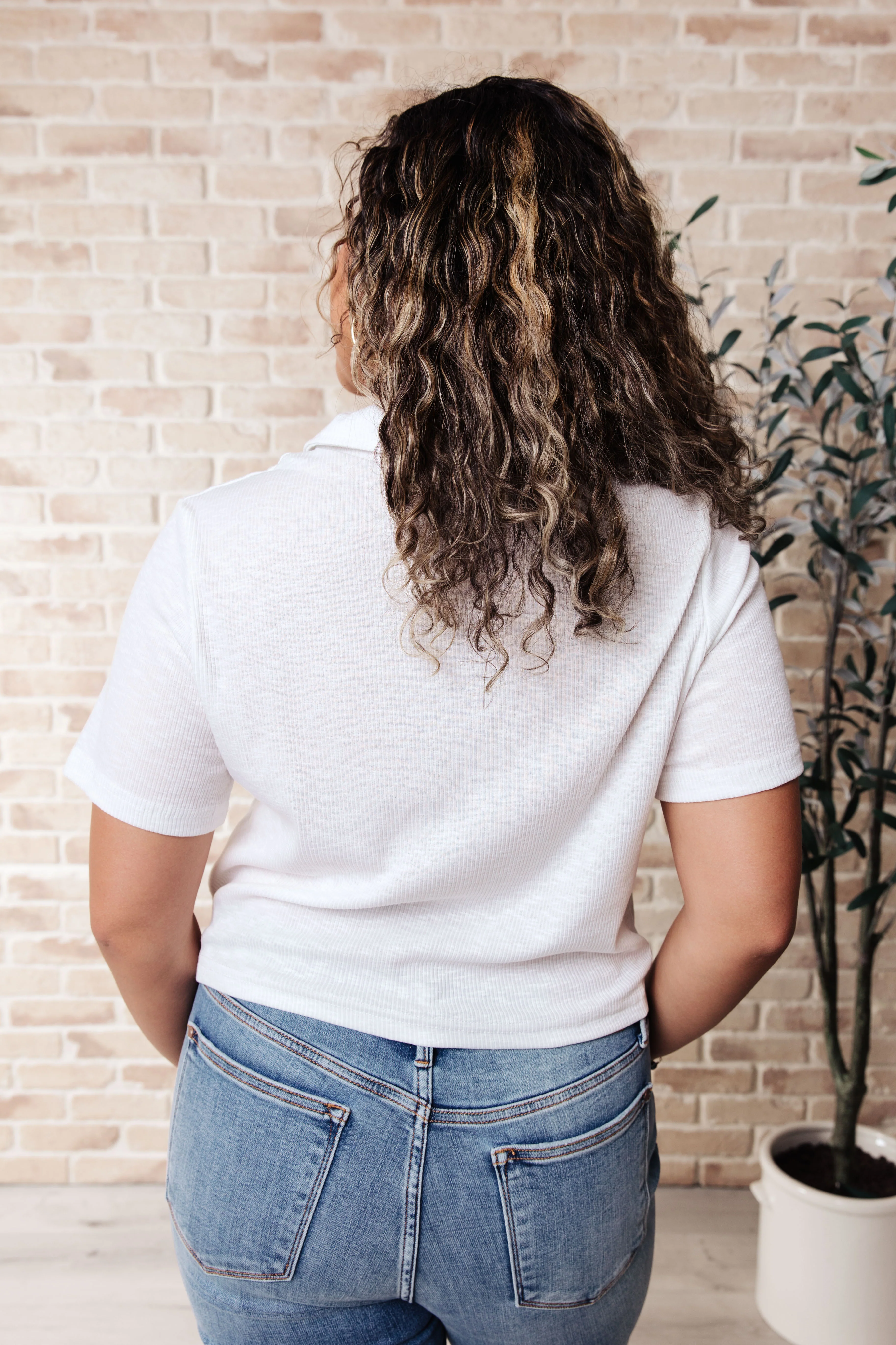 Rory Ribbed Cropped Tennis Tee in White - 7/3/2024 - Image 9