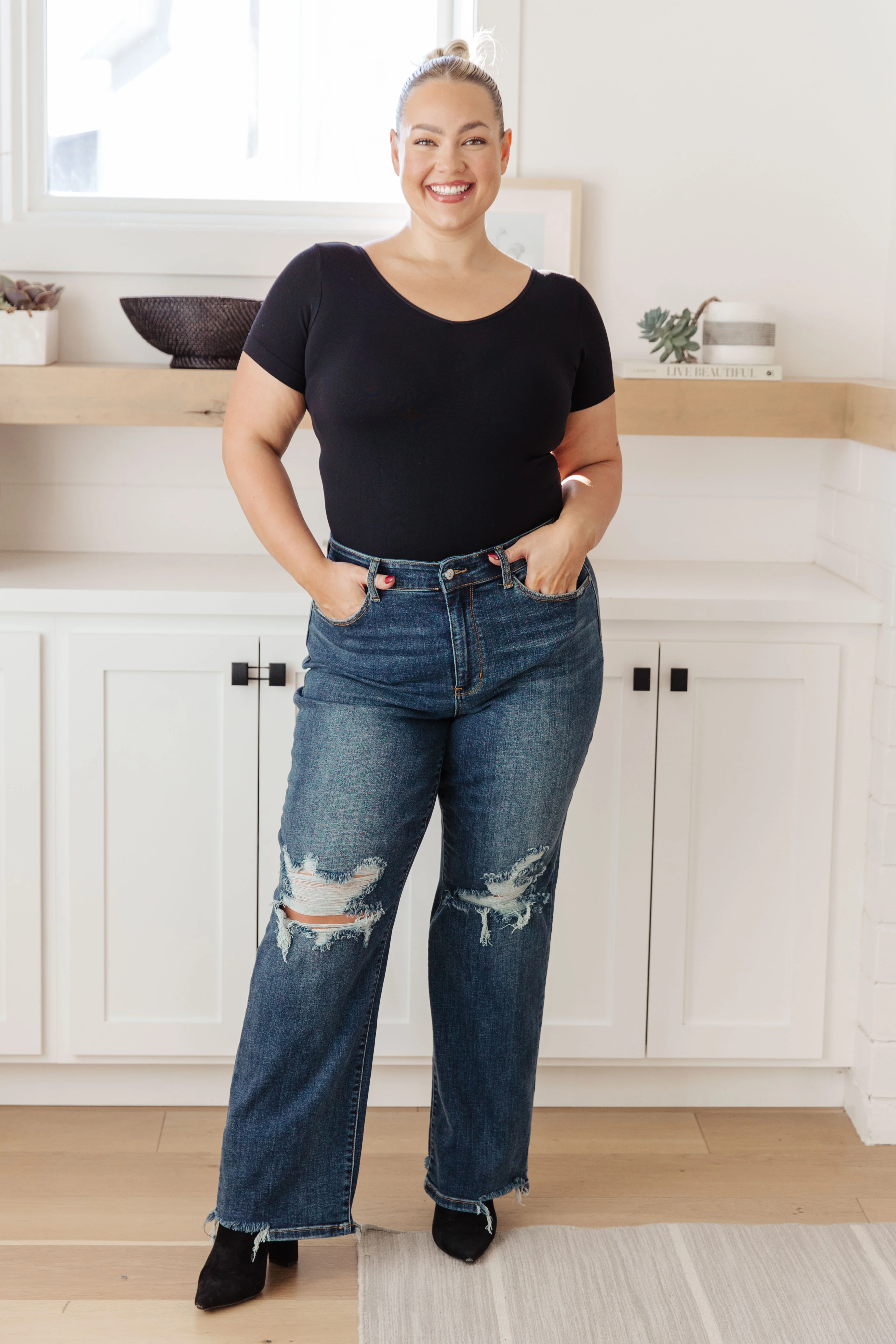 Rose High Rise 90's Straight Jeans in Dark Wash - 11/22/2023 EVERGREEN - Image 5