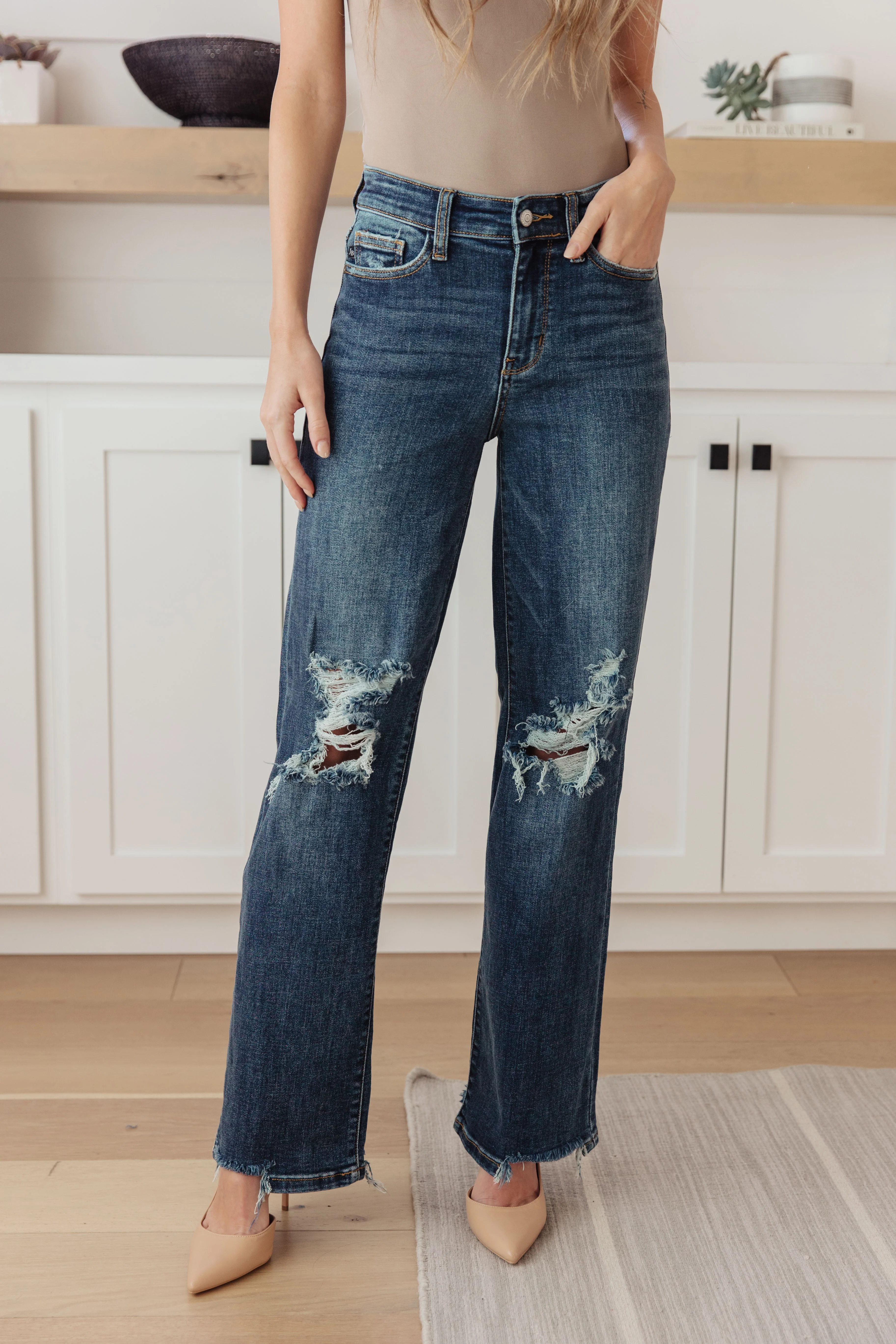 Rose High Rise 90's Straight Jeans in Dark Wash - 11/22/2023 EVERGREEN - Image 7