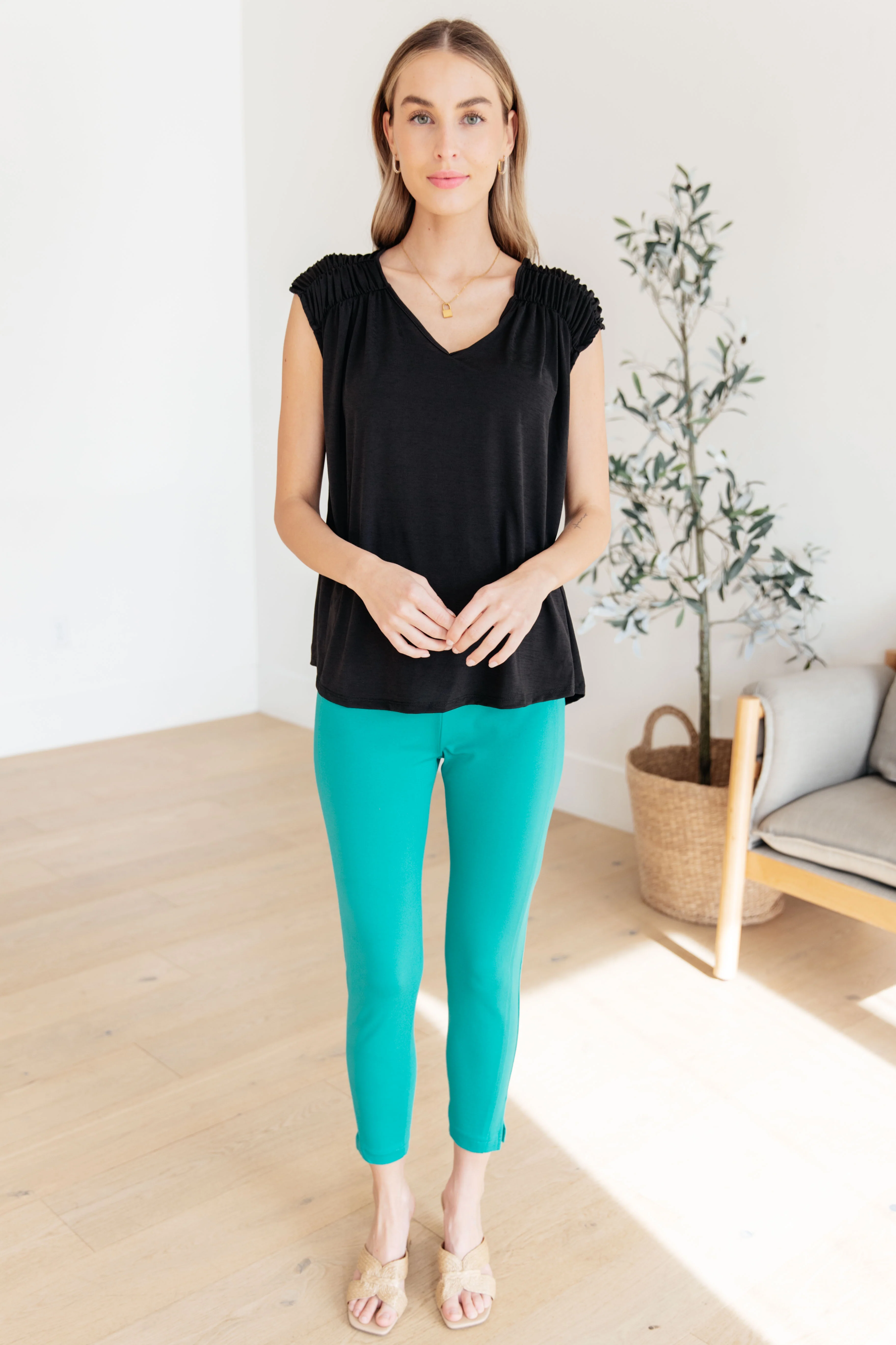 Ruched Cap Sleeve Top in Black - 3/22/2024 - Image 6