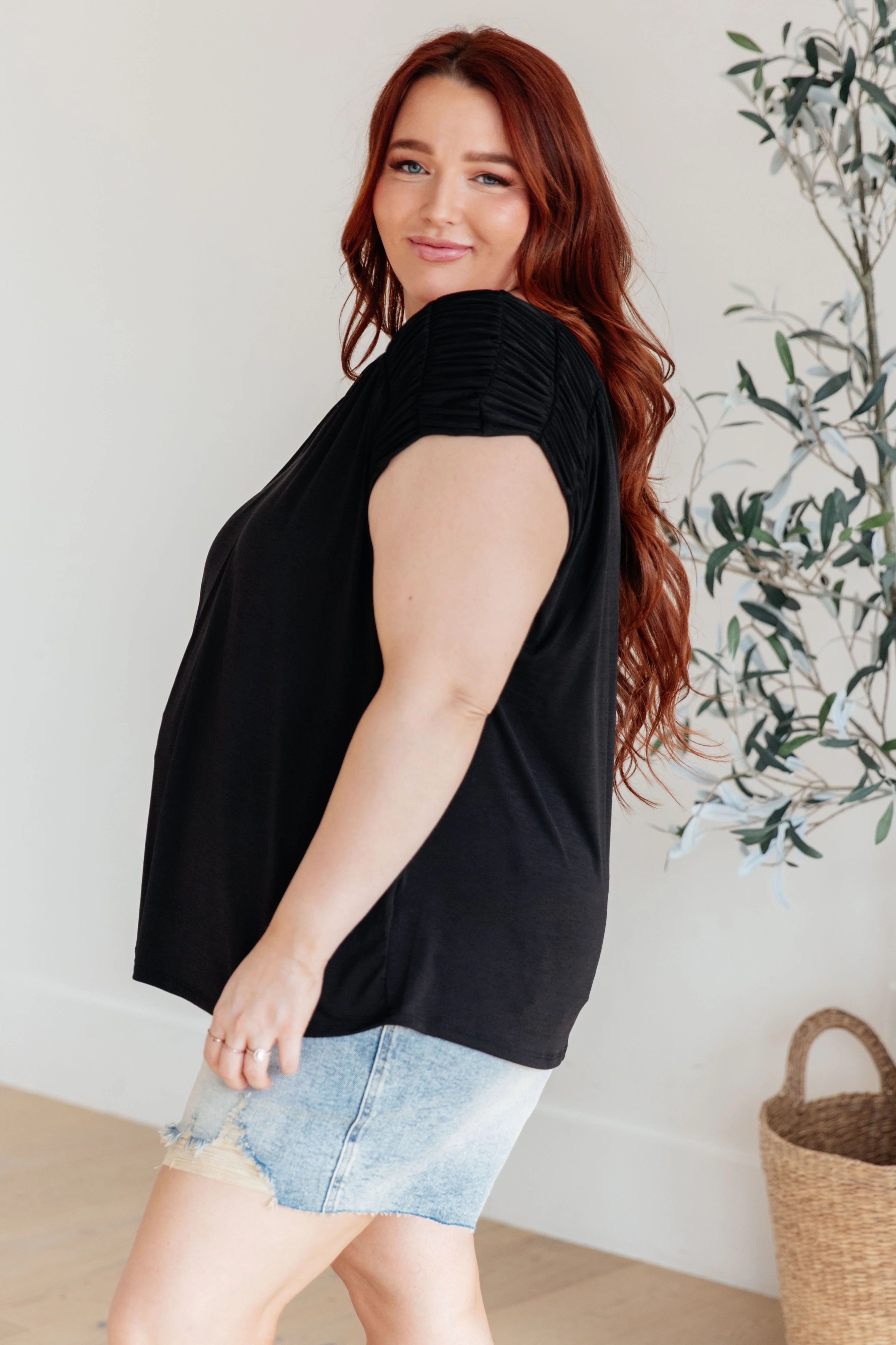 Ruched Cap Sleeve Top in Black - 3/22/2024 - Image 8