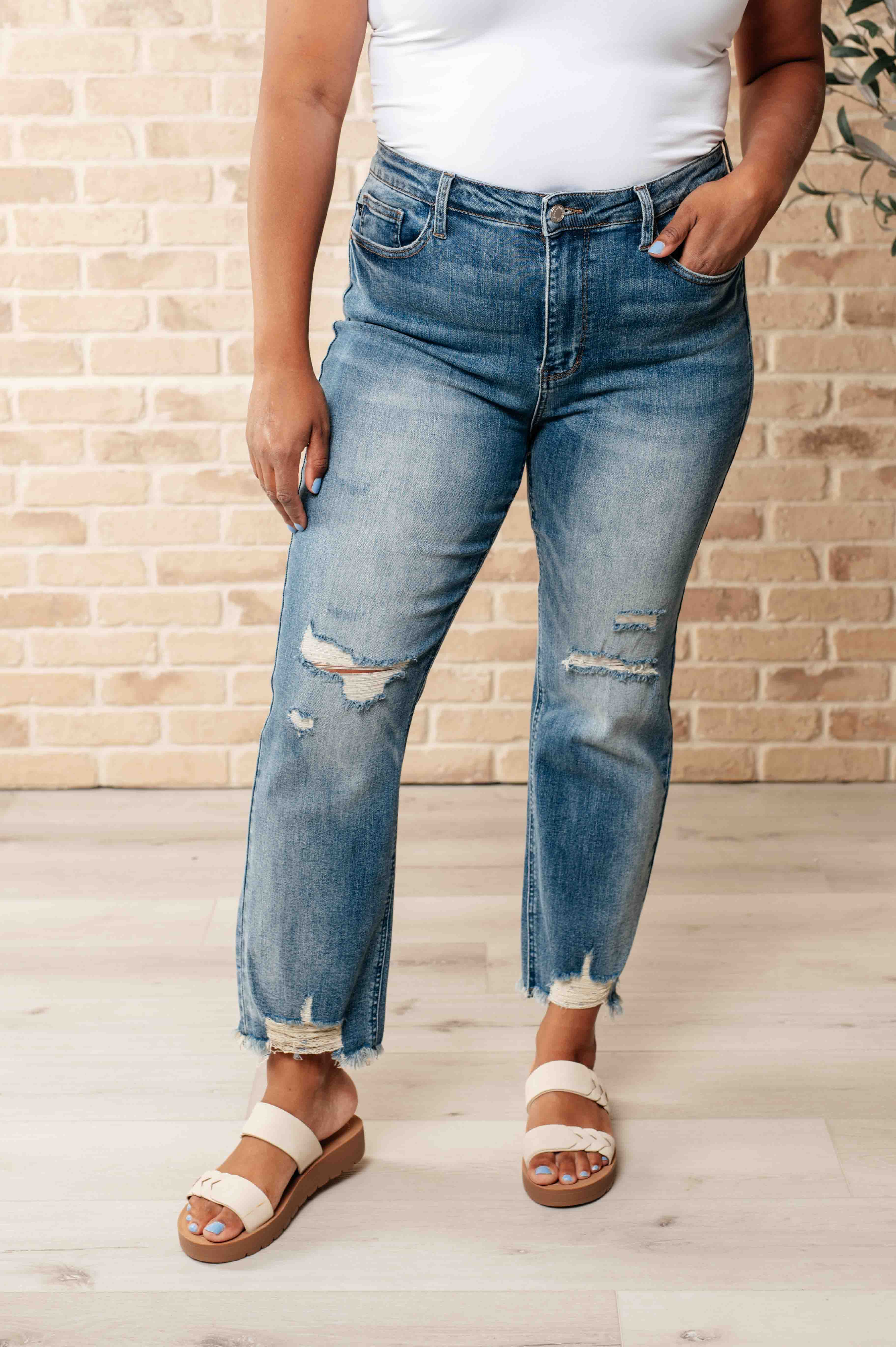 Sammy High Waist Distressed Crop Straight Leg Jeans - 6/5/2024