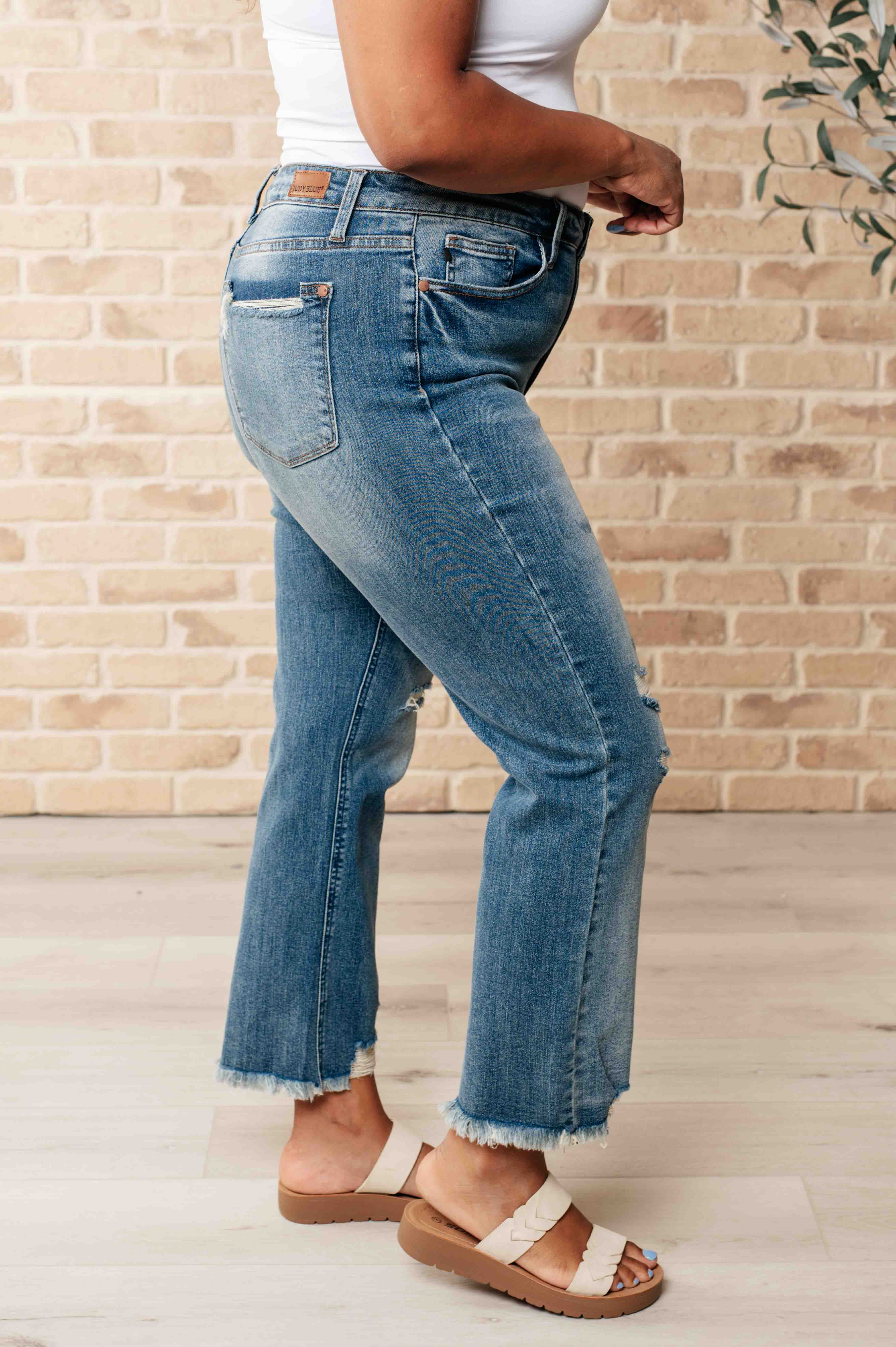 Sammy High Waist Distressed Crop Straight Leg Jeans - 6/5/2024 - Image 5
