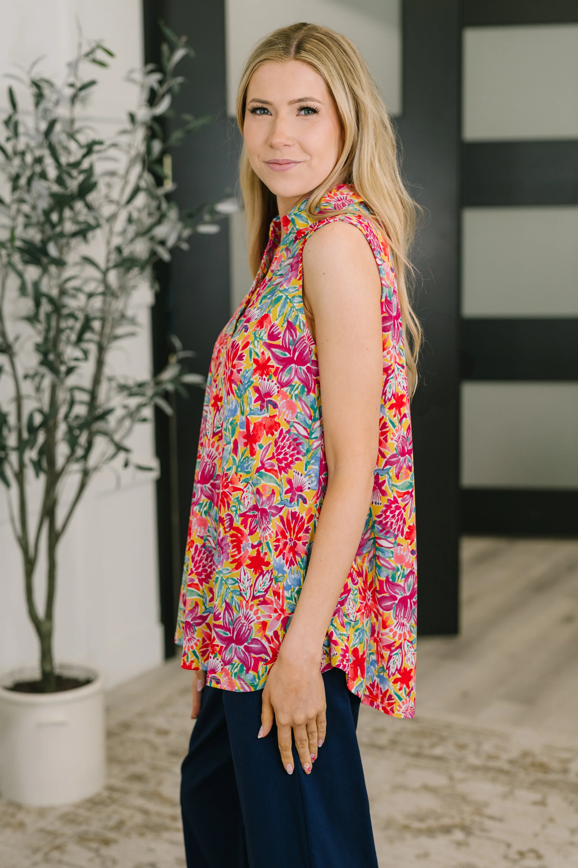 Sea Spray Collared Sleeveless Top in Island Bloom - 4/3/2026 NEW - Image 4