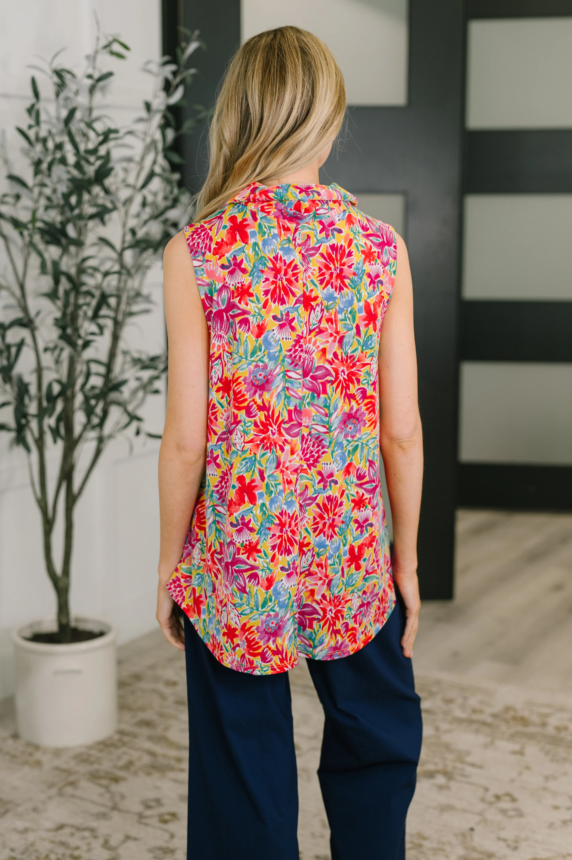 Sea Spray Collared Sleeveless Top in Island Bloom - 4/3/2026 NEW - Image 5