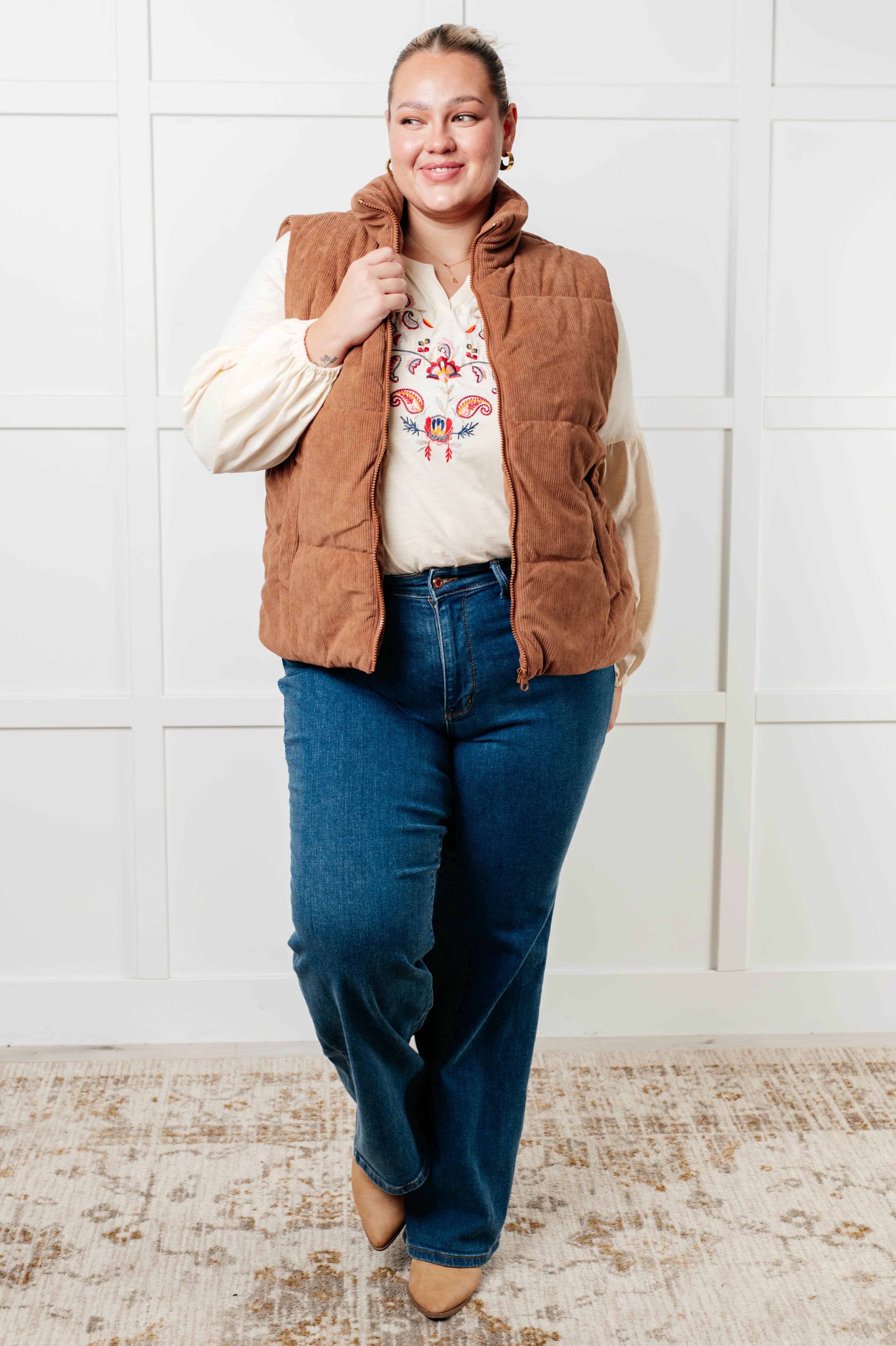 Set Me Up Corduroy Puffer Vest - 11/26/2024 - Image 4