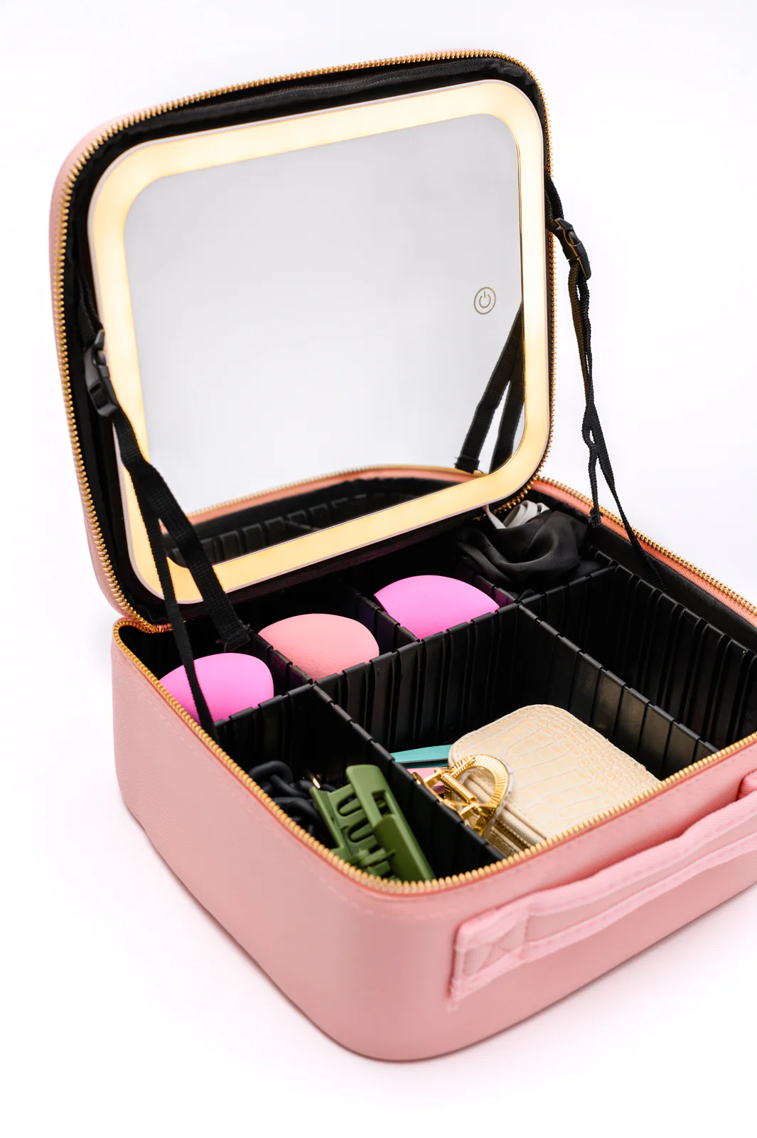 She's All That LED Makeup Case in Pink - 4/24/2023 - Image 6