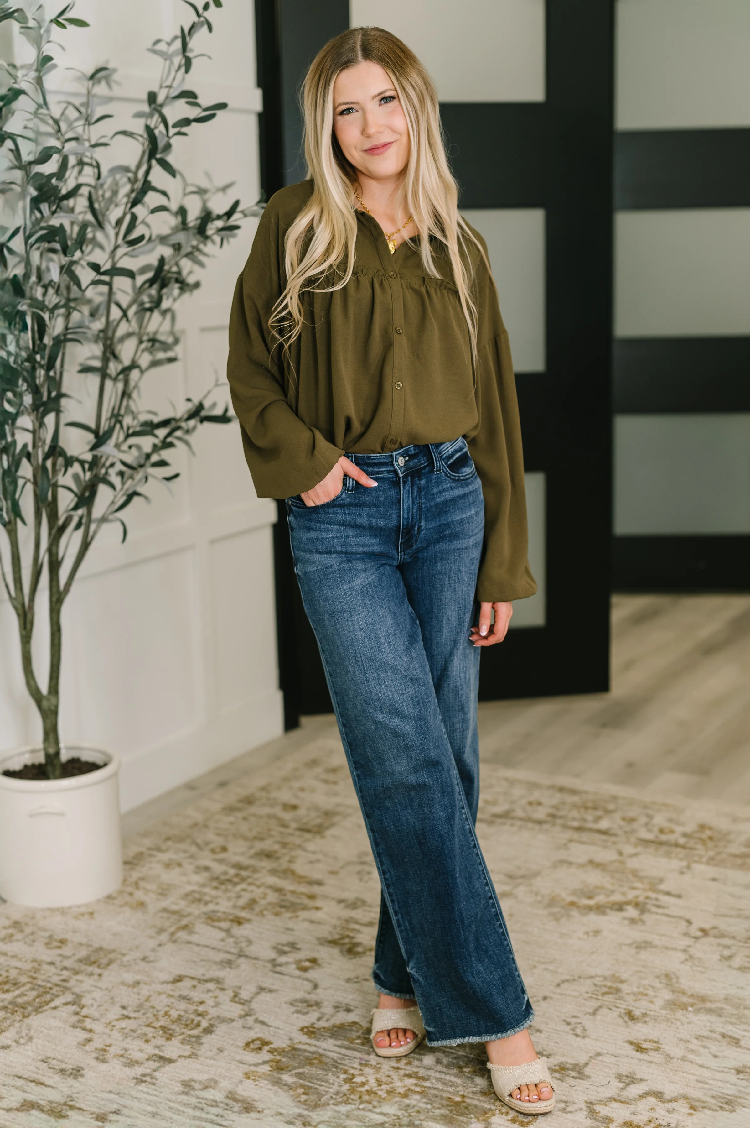 She's Got A Way Button Down Blouse - 9/5/2025 - Image 3